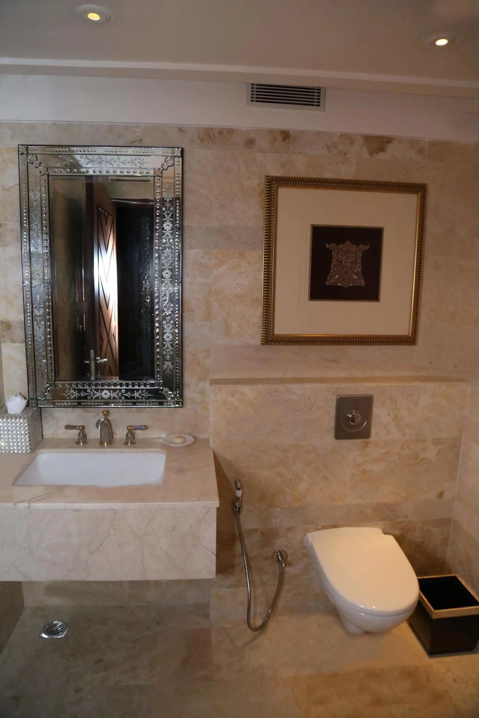 Bathroom in The Leela Palace Udaipur