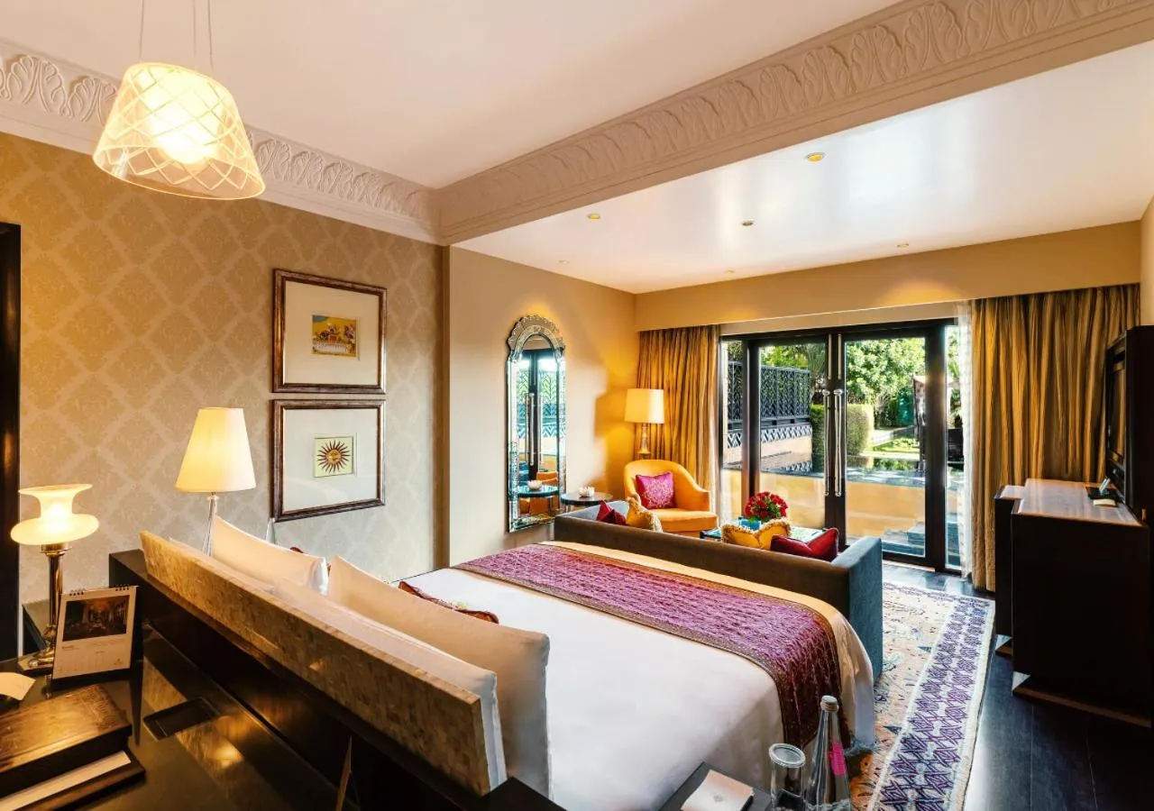 Photo of the whole room, Bed in The Leela Palace Udaipur