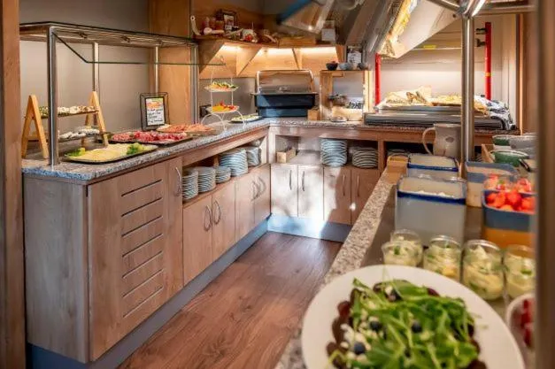 Restaurant/places to eat in Hotel Haus Nachtigall - B&B