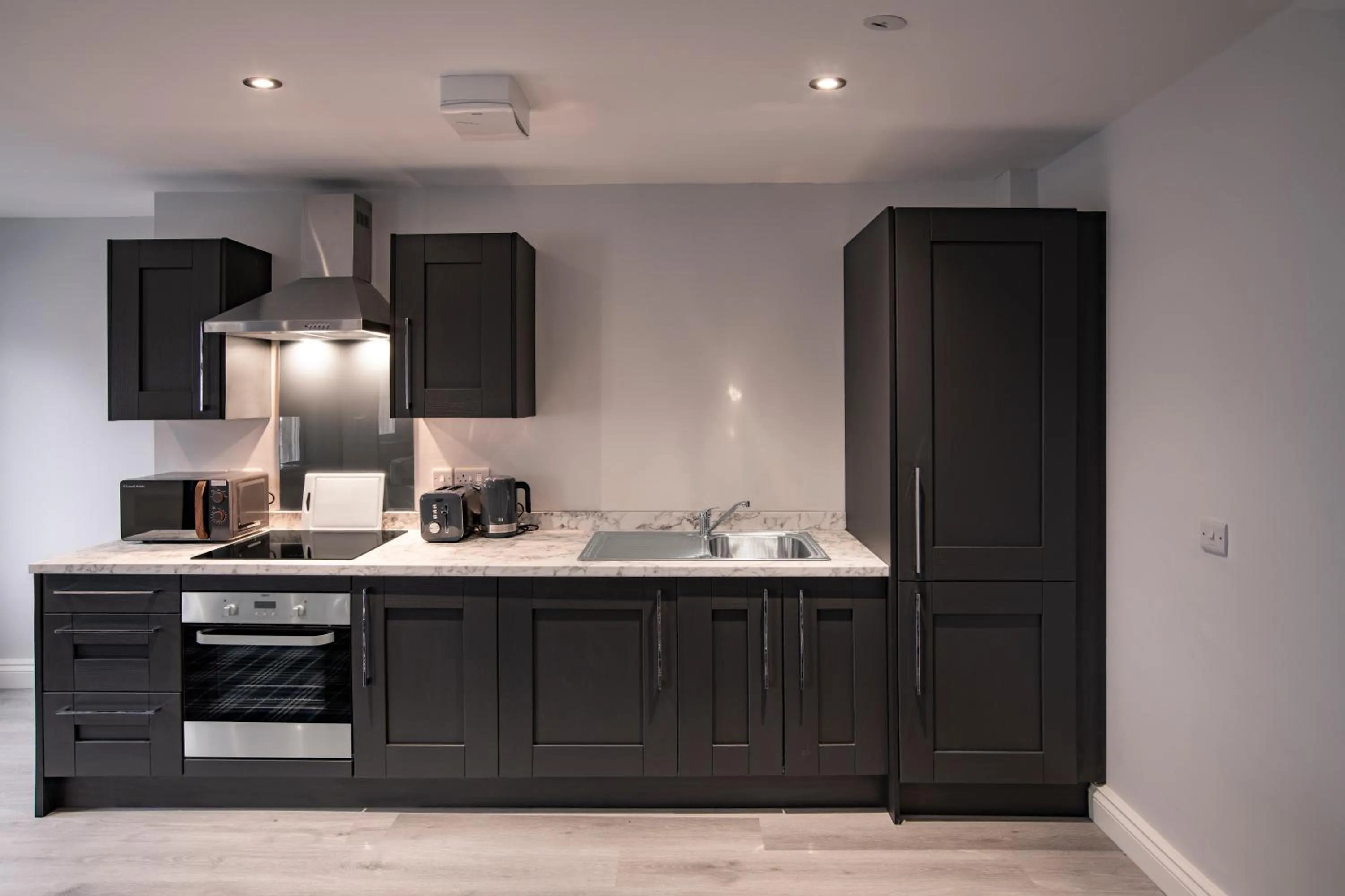 Kitchen or kitchenette in The Castle Collection 14 Cook Street