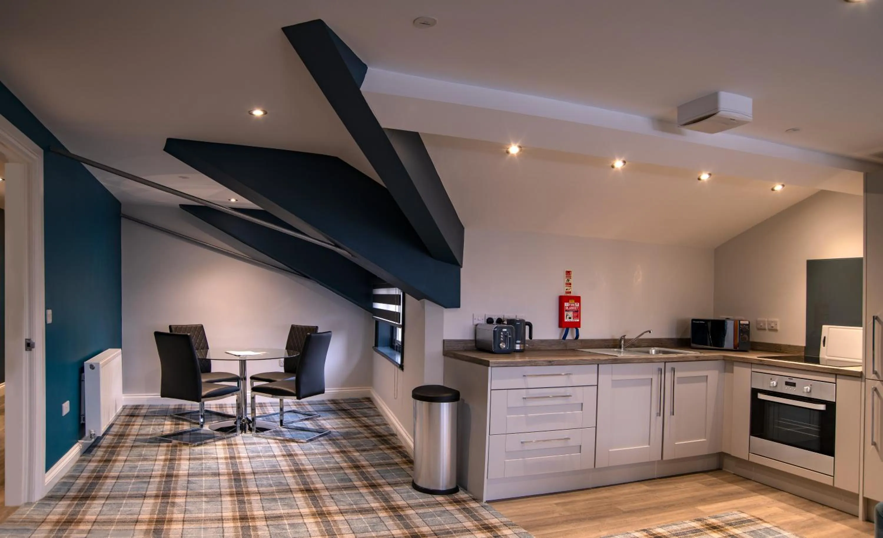 Kitchen or kitchenette in The Castle Collection 14 Cook Street