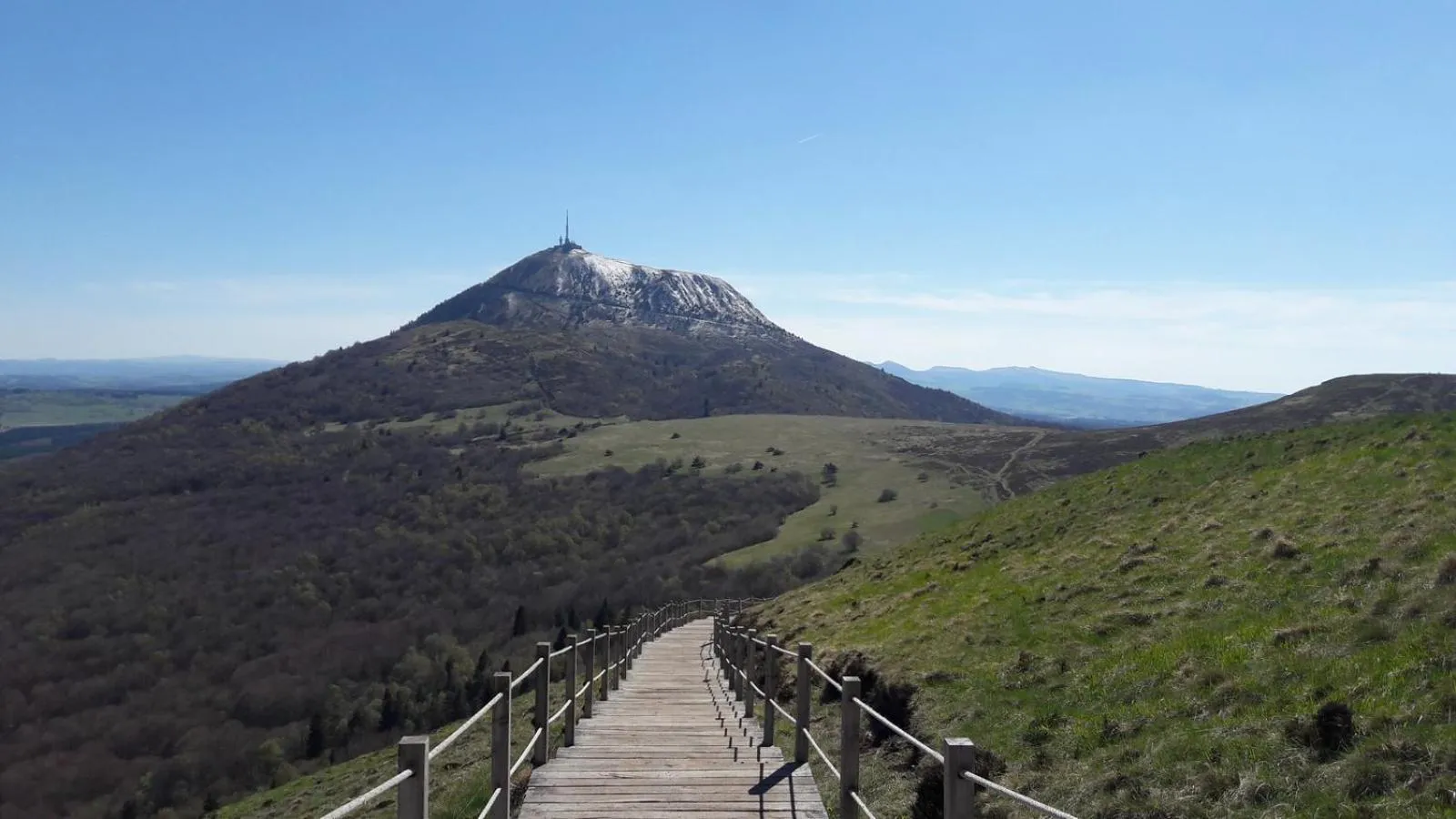 Hiking in Chambres d'hôtes Villa Volcano