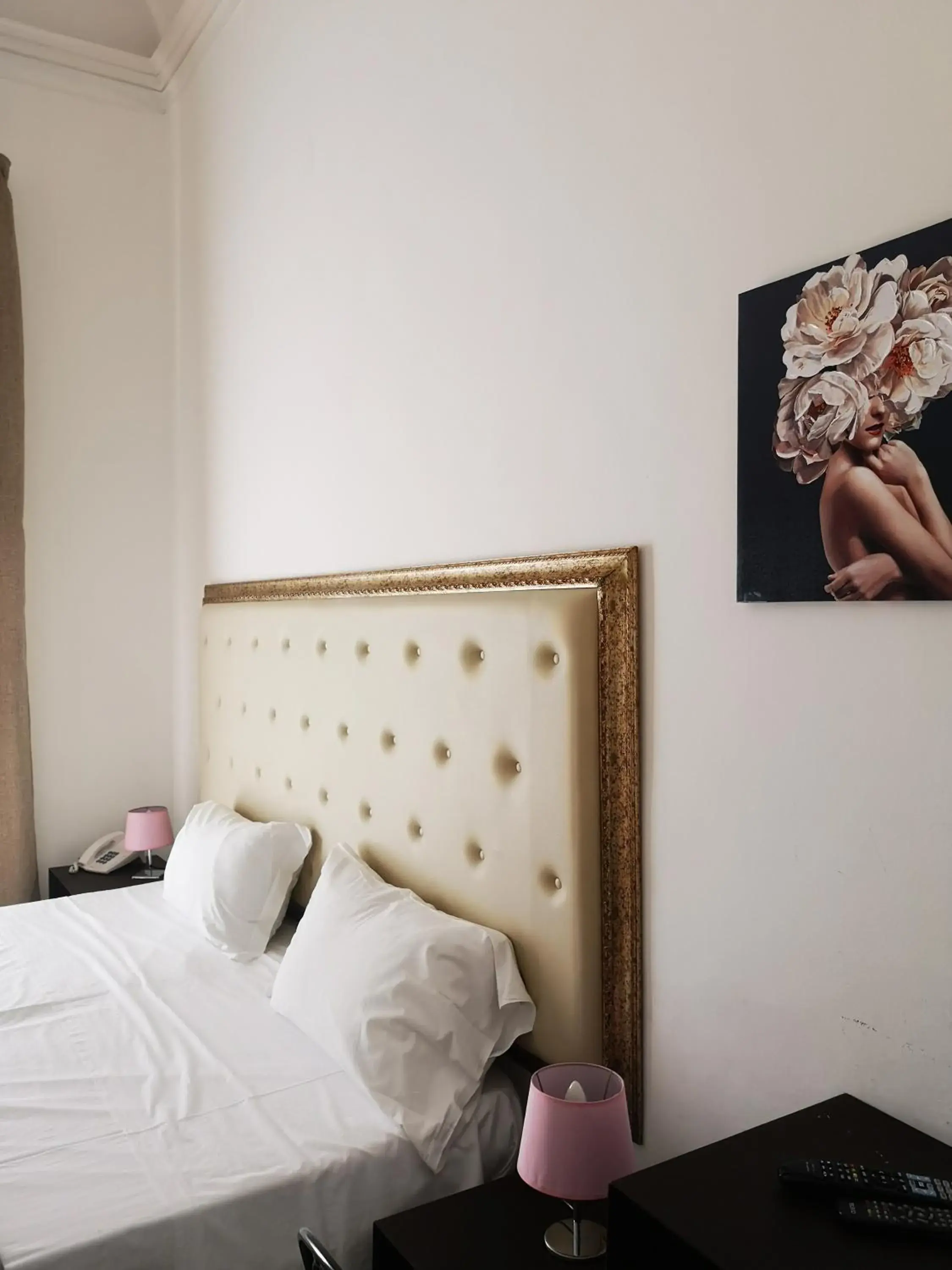 Bed in Hotel Valentino Bed in Hotel Valentino