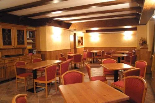 Restaurant/places to eat in Hotel Prealpi
