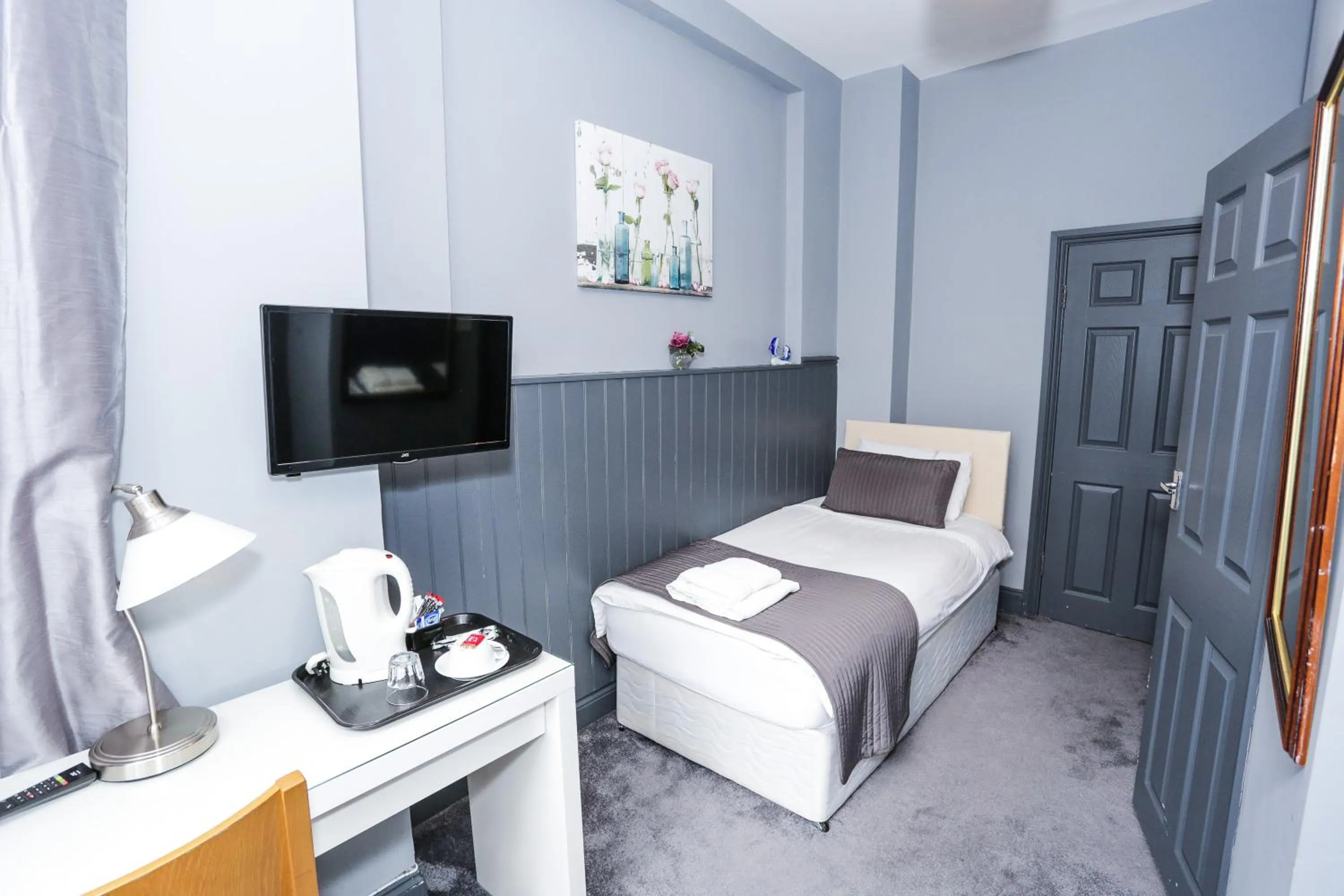 Bedroom, Bed in Beckenham Park Hotel