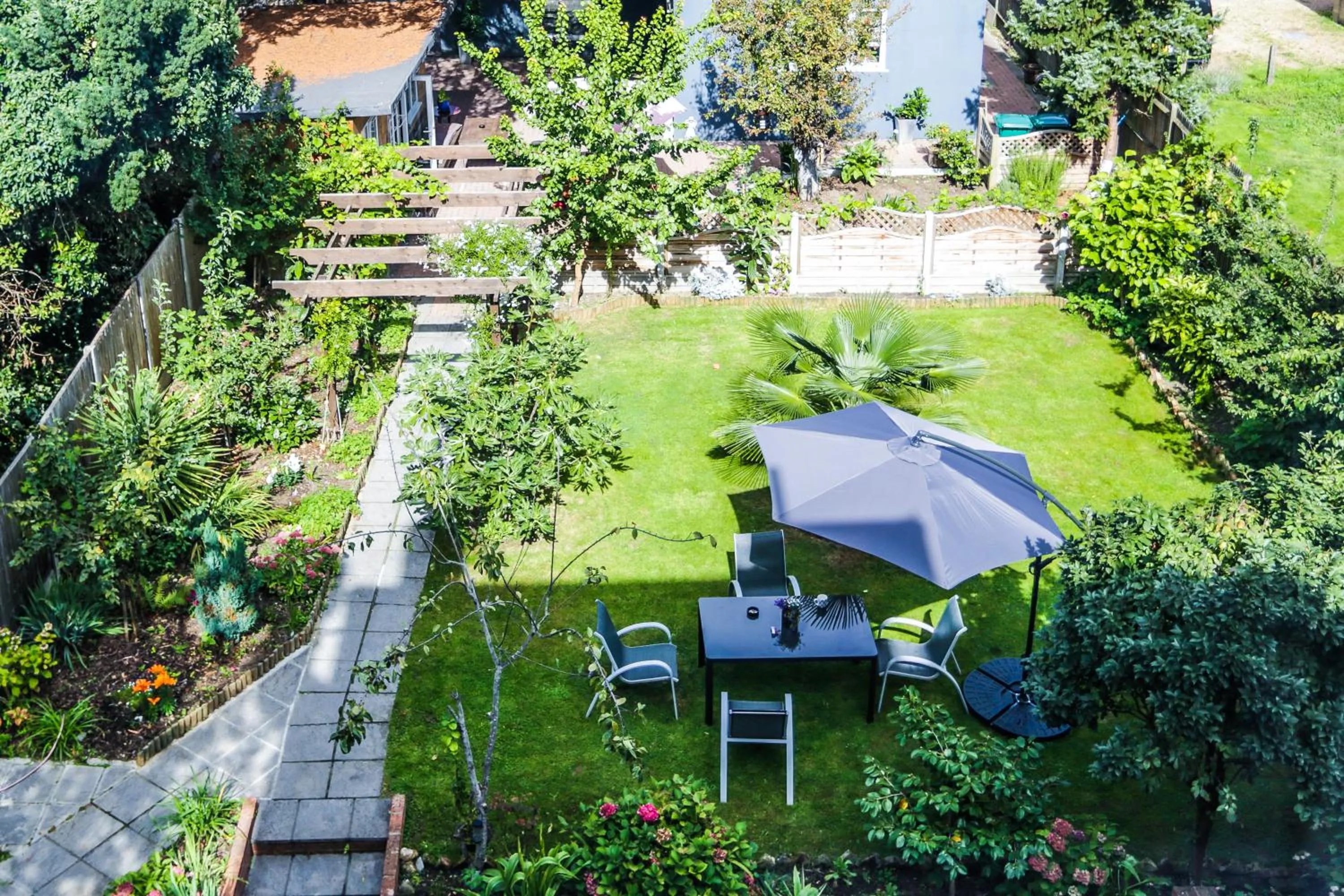 Garden in Beckenham Park Hotel