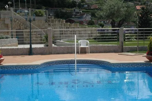 Swimming pool in Hotel Liñares