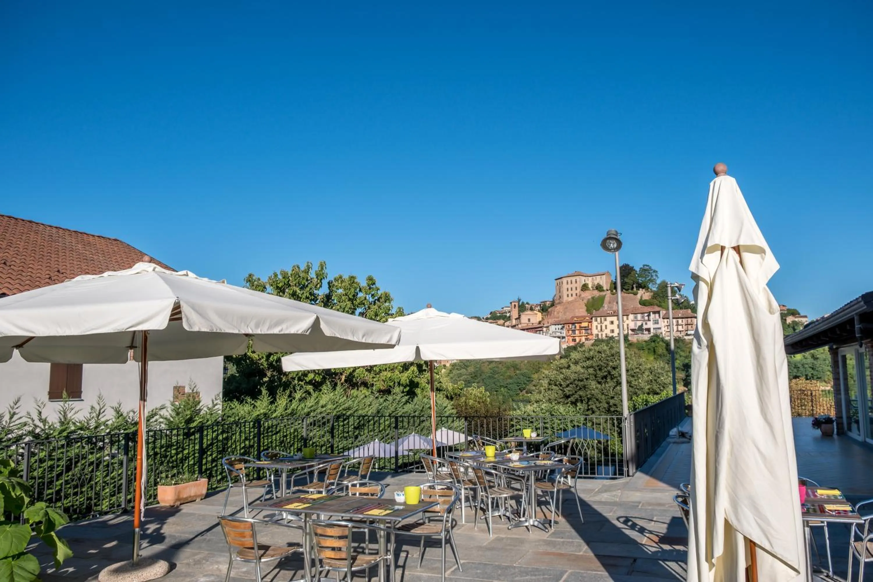 Balcony/Terrace in Mongalletto