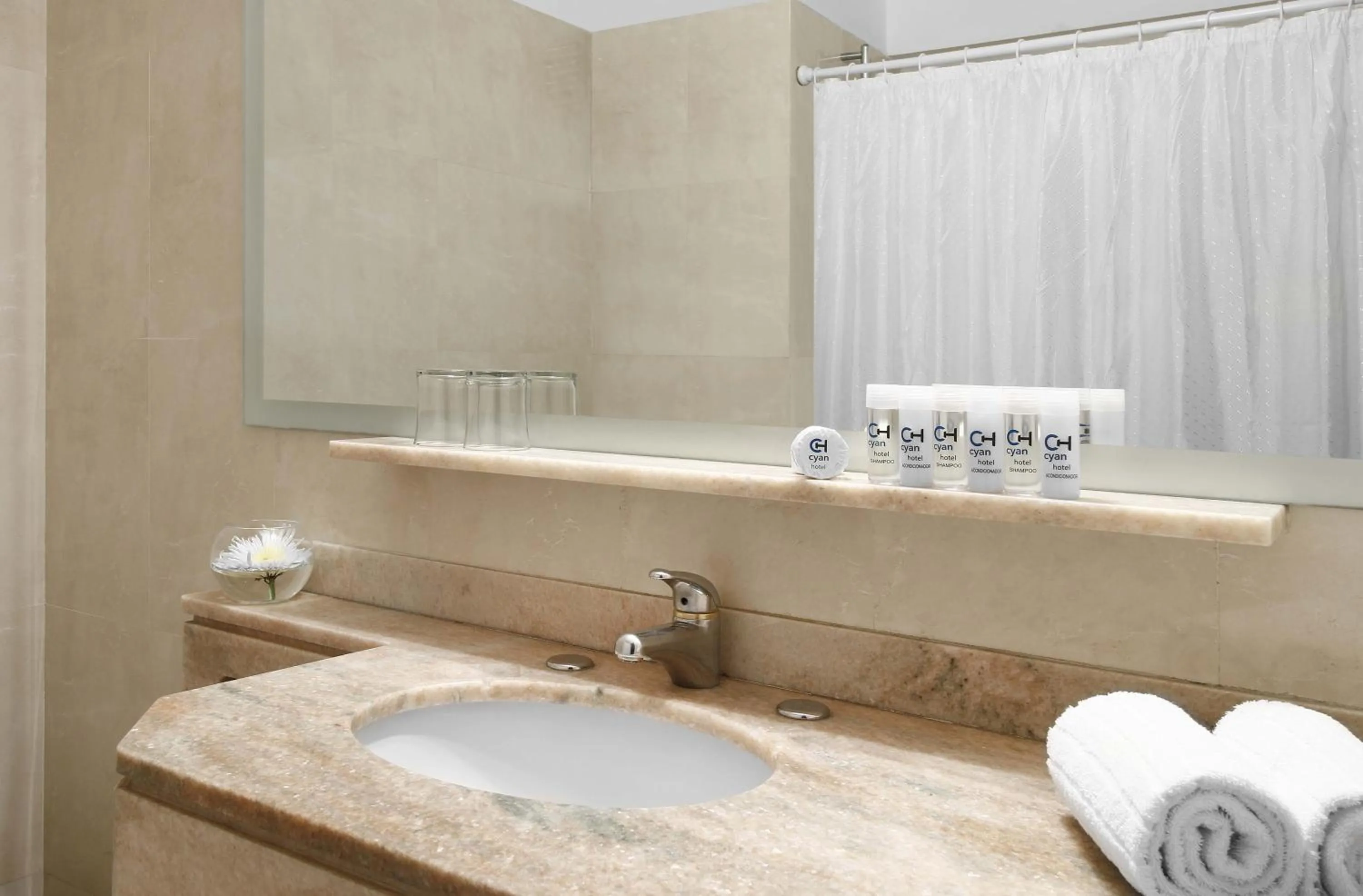 Cyan Hotel de Las Americas