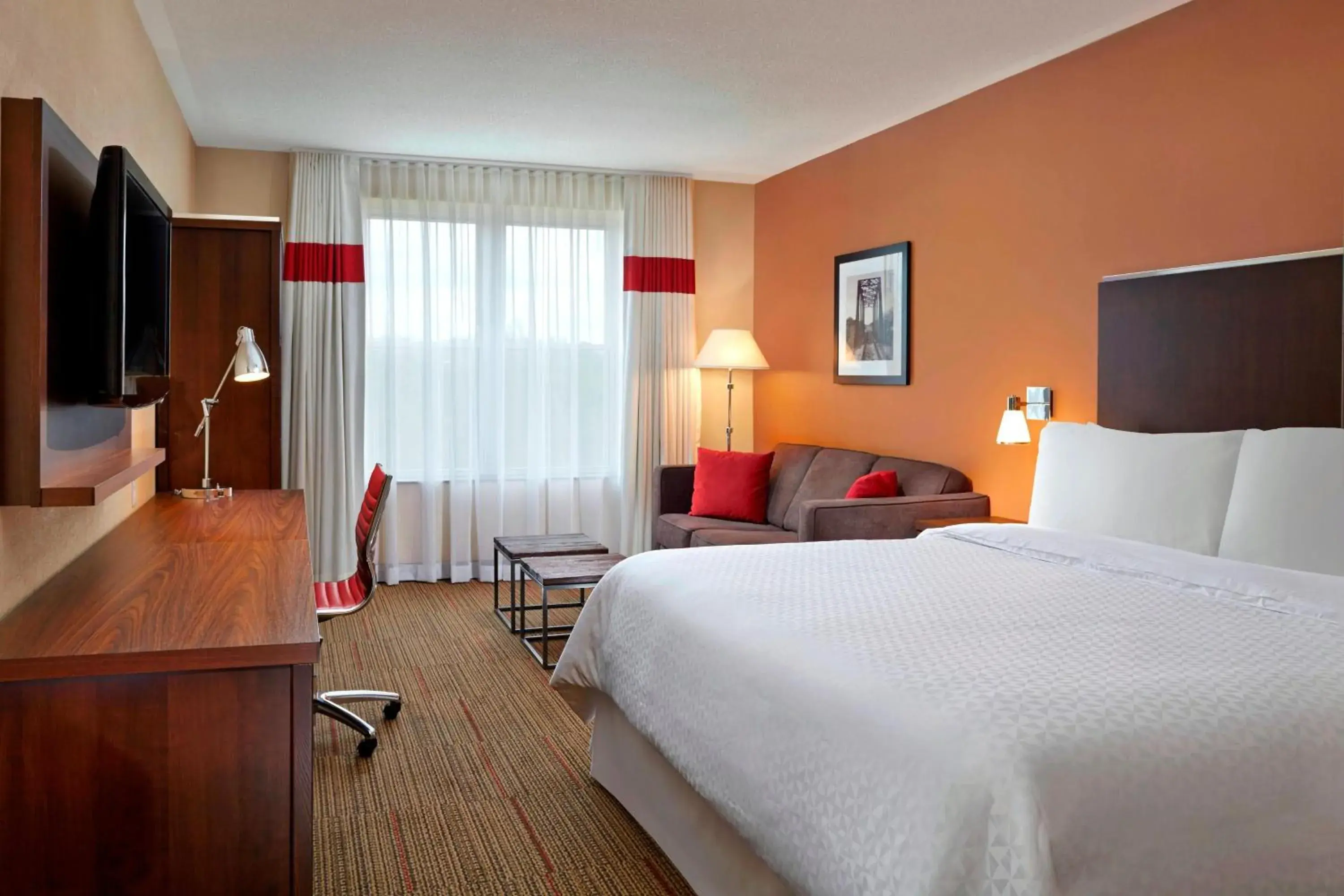 Photo of the whole room, Bed in Four Points by Sheraton Moncton Photo of the whole room, Bed in Four Points by Sheraton Moncton