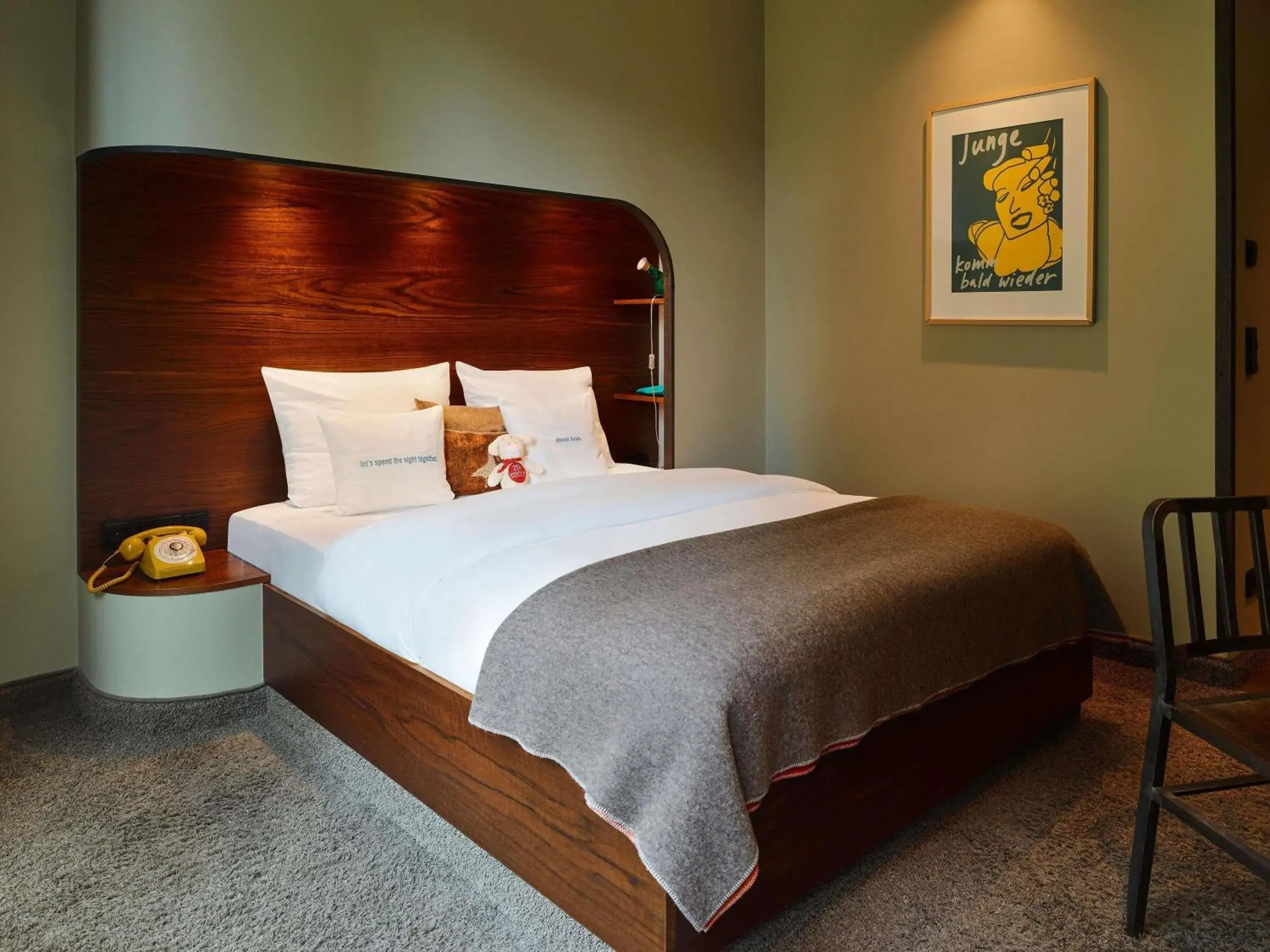 Bedroom, Bed in 25hours Hotel Hamburg HafenCity Bedroom, Bed in 25hours Hotel Hamburg HafenCity