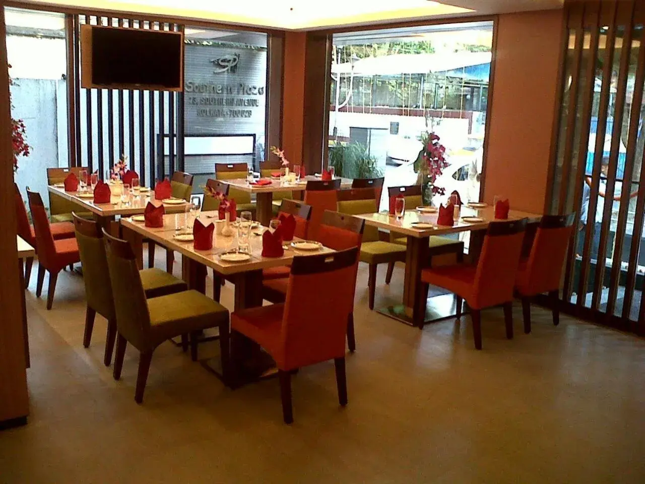 Restaurant/places to eat in Southern Plaza Restaurant/places to eat in Southern Plaza