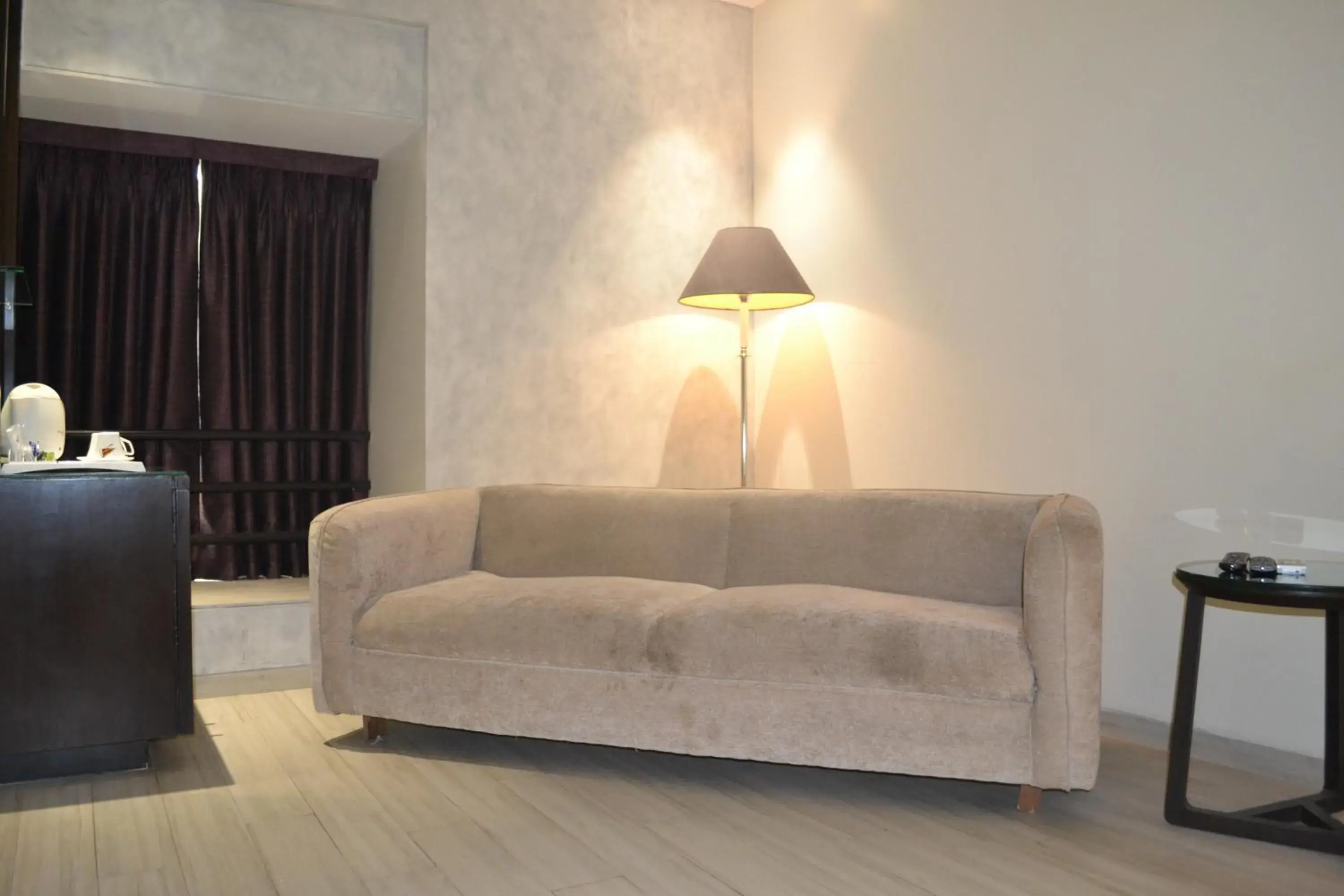 Bed in Southern Plaza Bed in Southern Plaza