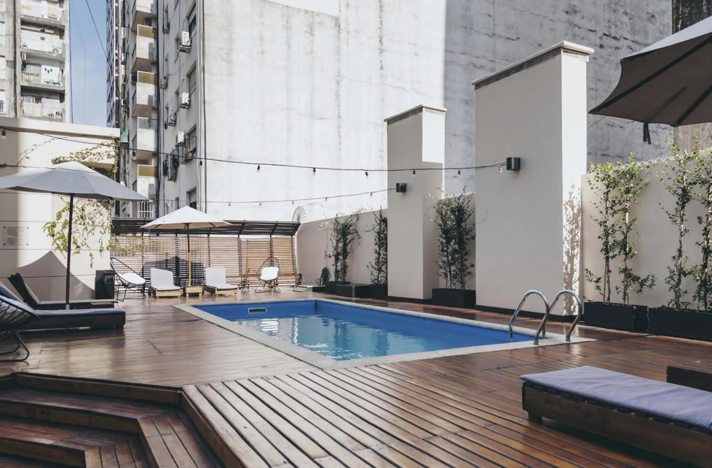 Pool view in Cyan Américas Towers Hotel Pool view in Cyan Américas Towers Hotel