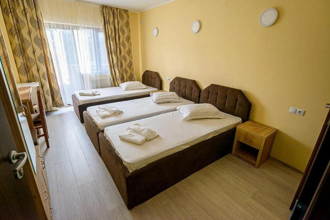 Property building, Bed in Pensiunea Domneasca