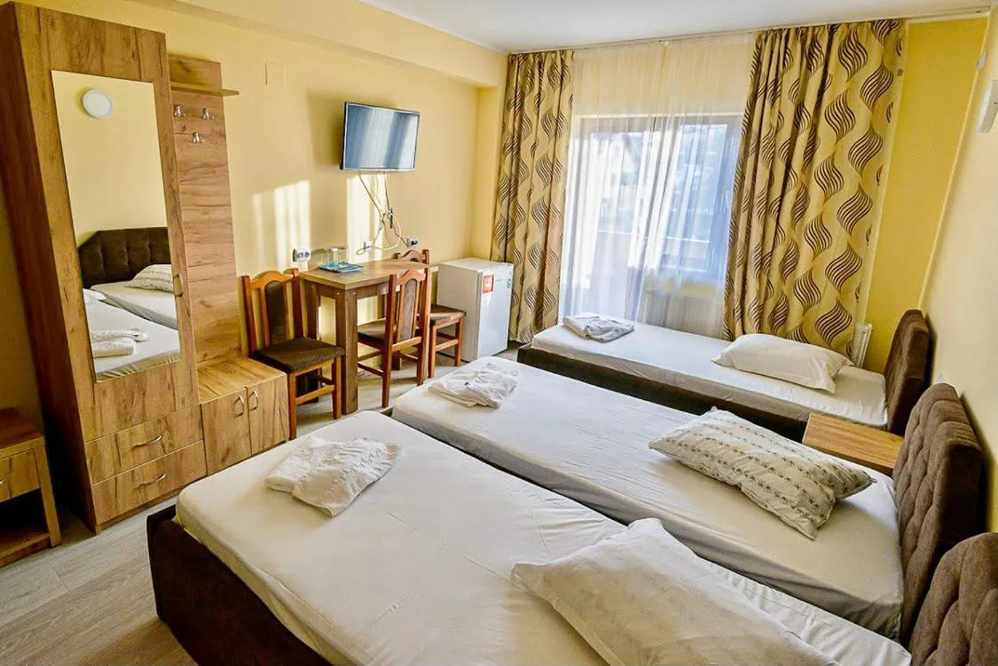 Property building, Bed in Pensiunea Domneasca