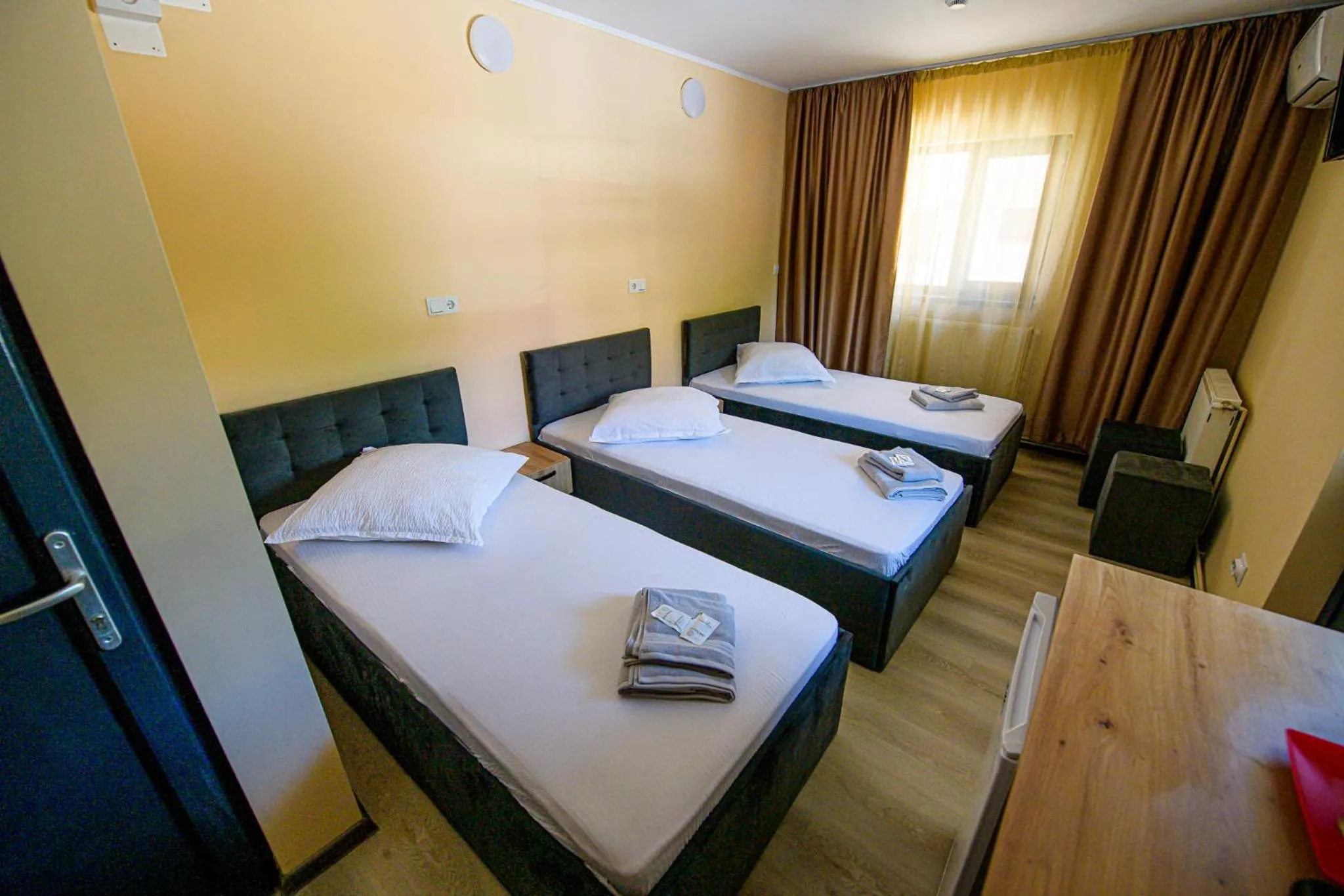 Photo of the whole room, Bed in Pensiunea Domneasca