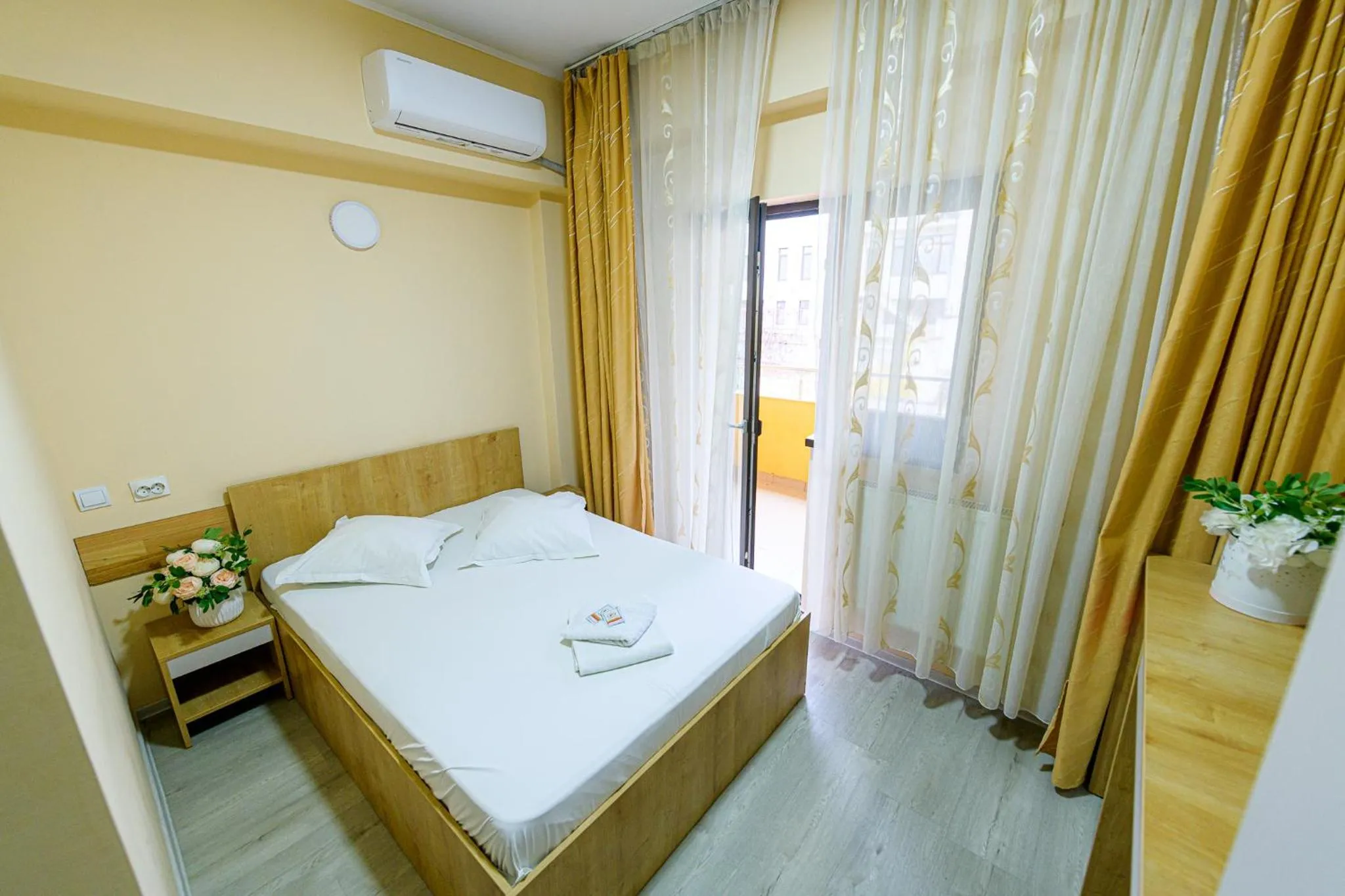 Photo of the whole room, Bed in Pensiunea Domneasca