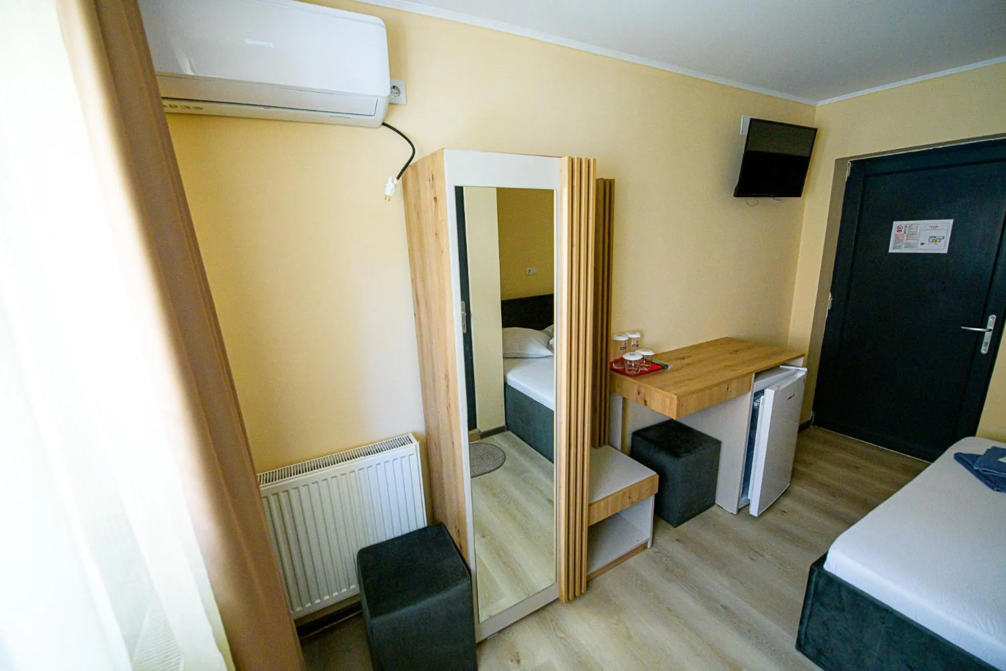 Photo of the whole room, Bed in Pensiunea Domneasca