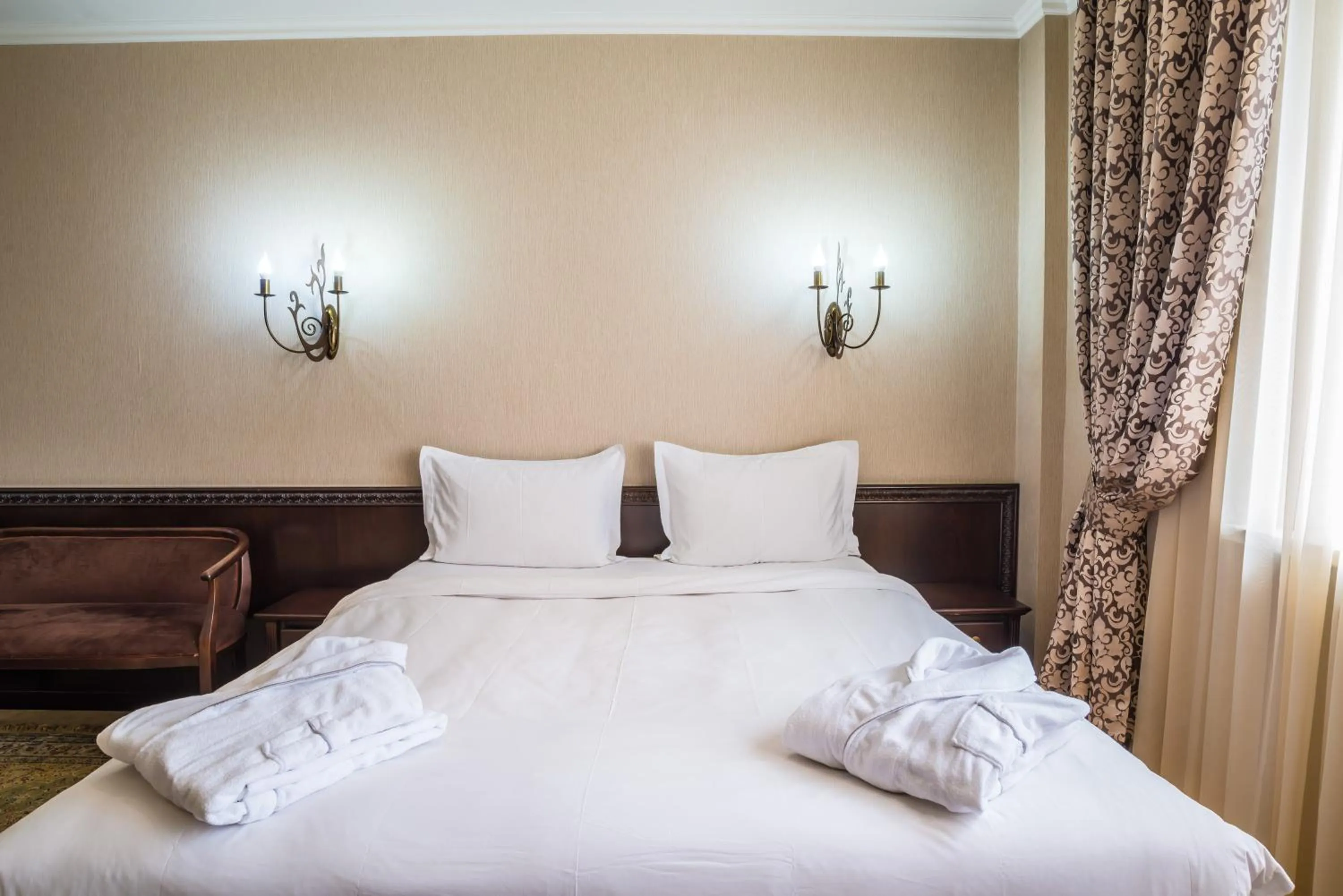 Bed in Royal Petrol Hotel