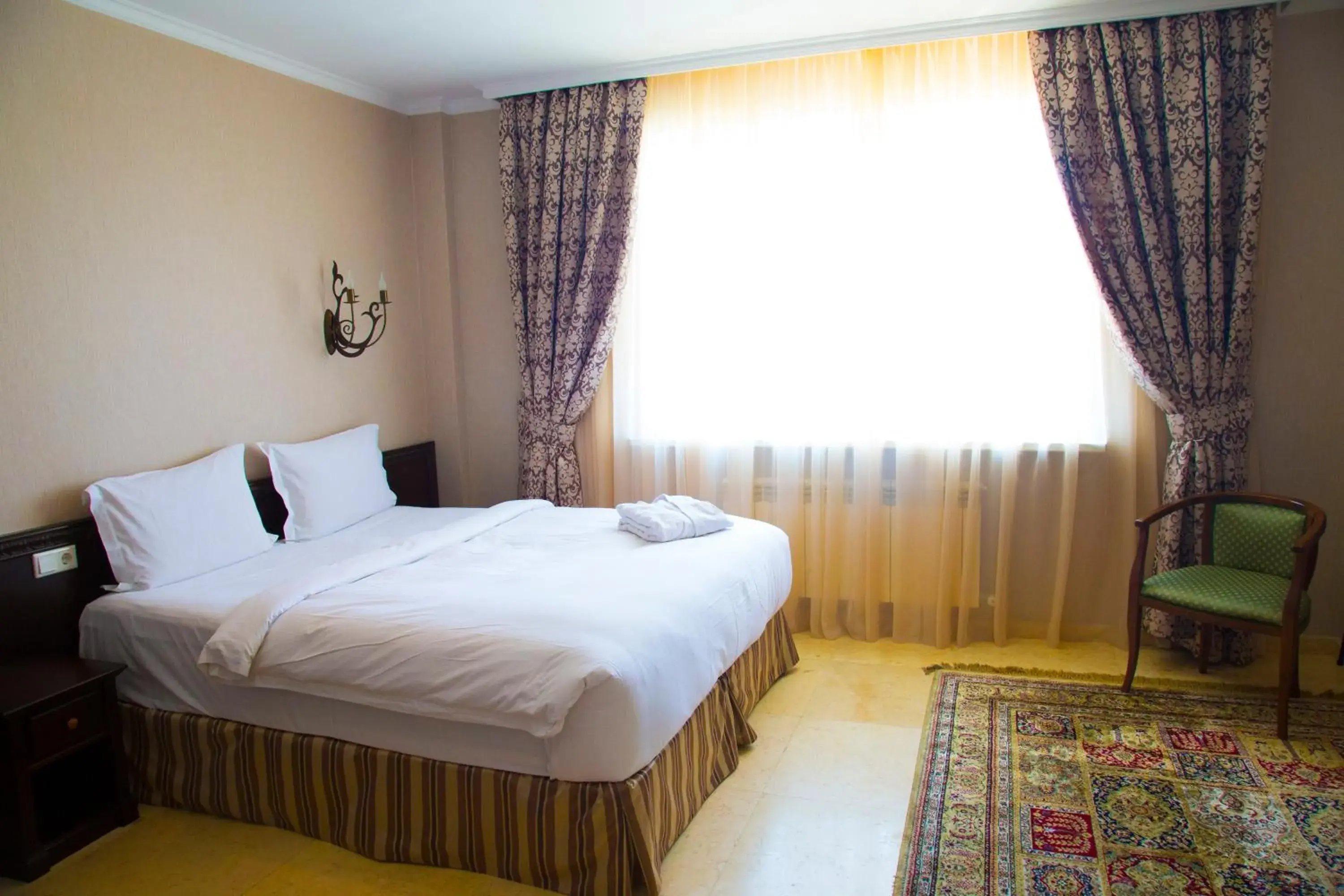 Bed in Royal Petrol Hotel Bed in Royal Petrol Hotel