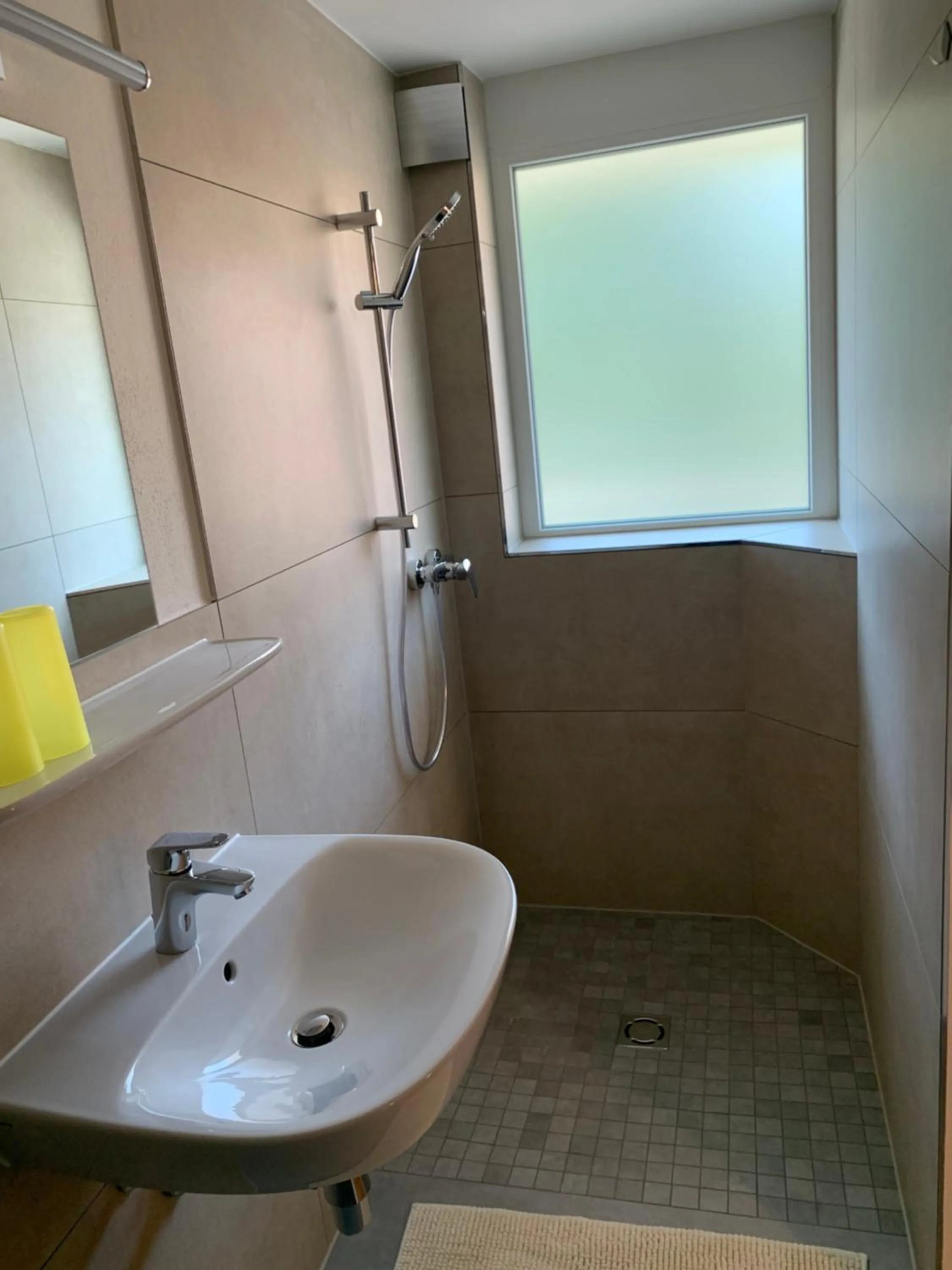 Shower in Smart Stay Rooms Feldkirch