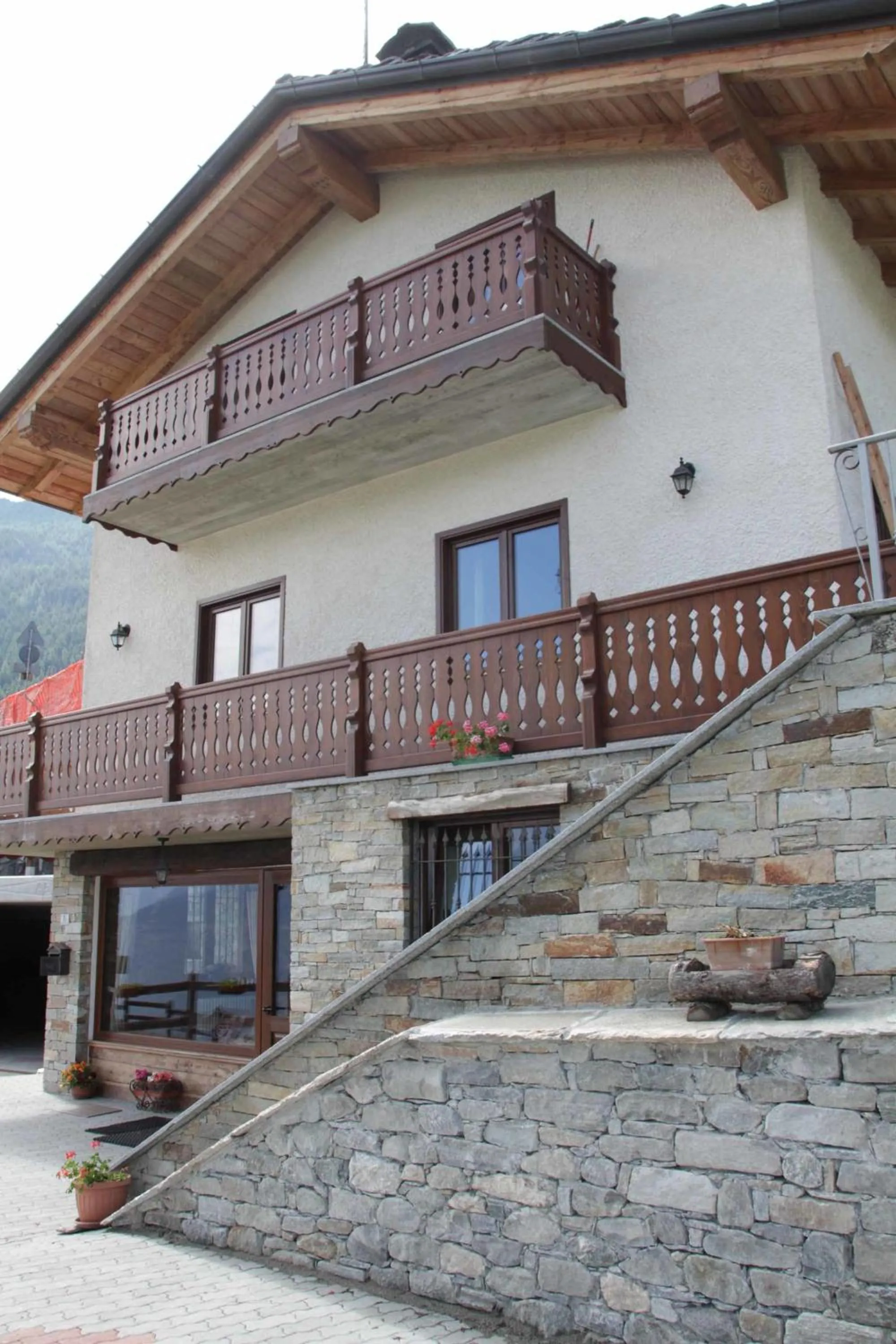 Property building in Chambres D'Hotes Les Fleurs