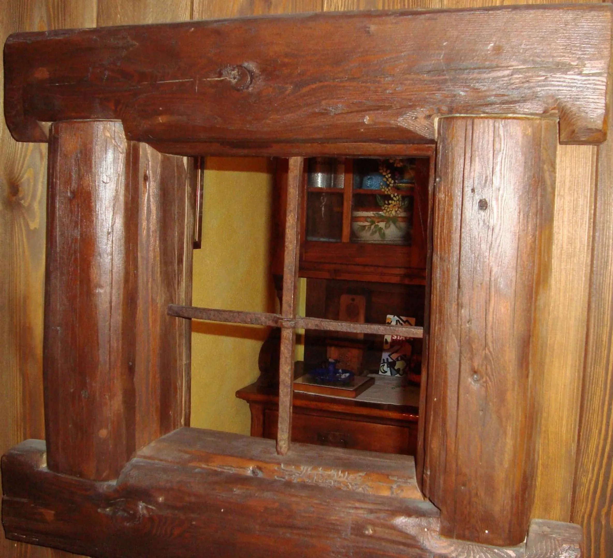 Kitchen or kitchenette in Chambres D'Hotes Les Fleurs