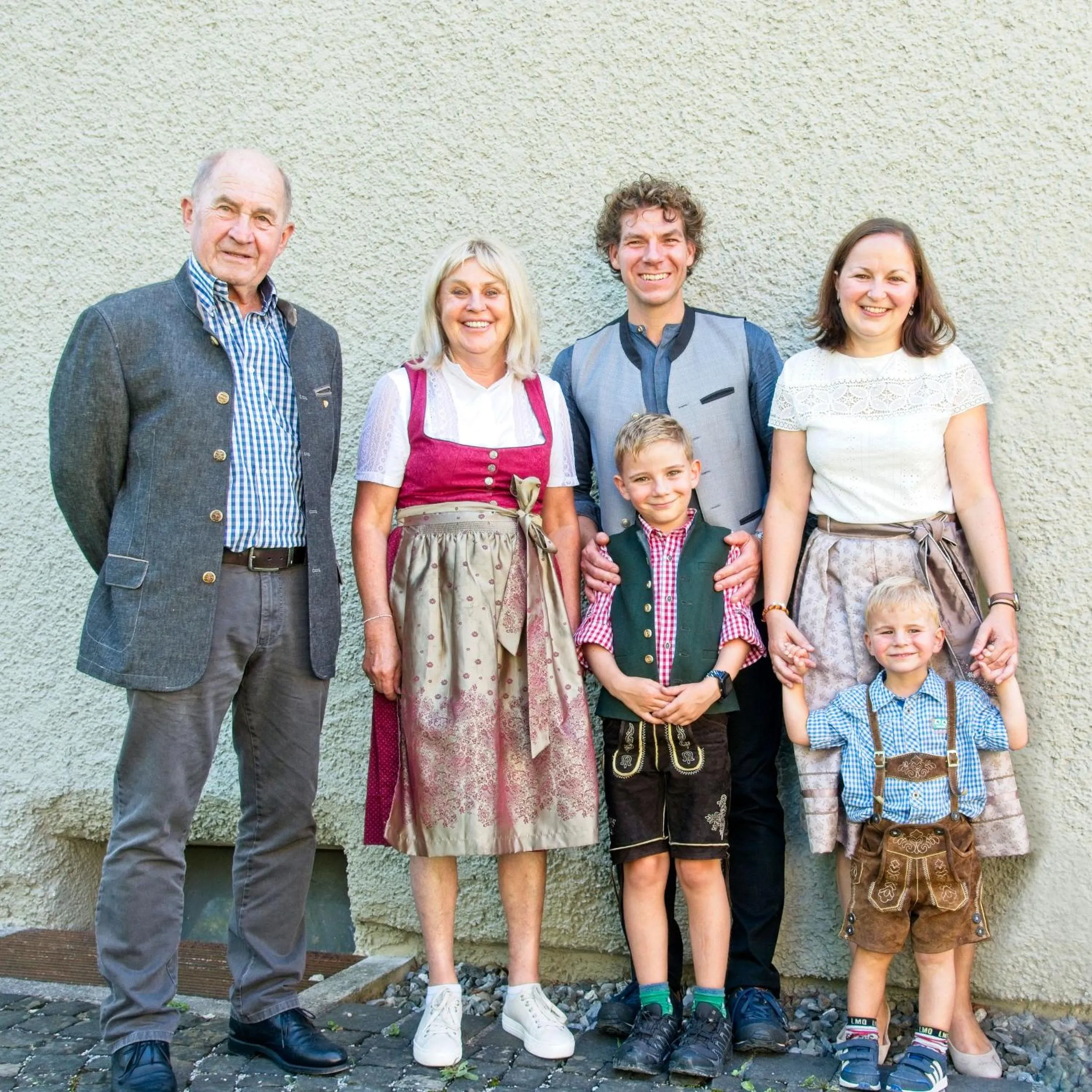 Family in Gasthaus & Pension Alphorn