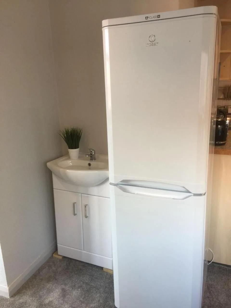 Kitchen or kitchenette in Golden Cross Guesthouse