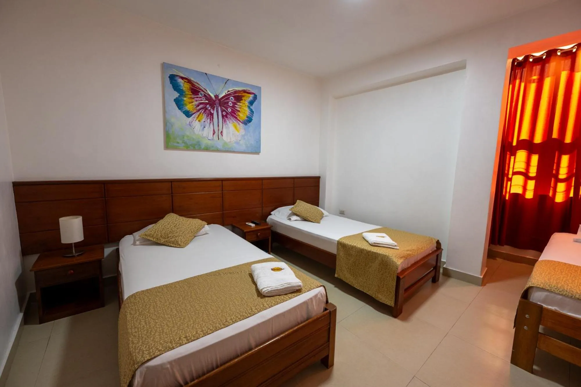 Standard Triple Room in Hostal Macambo