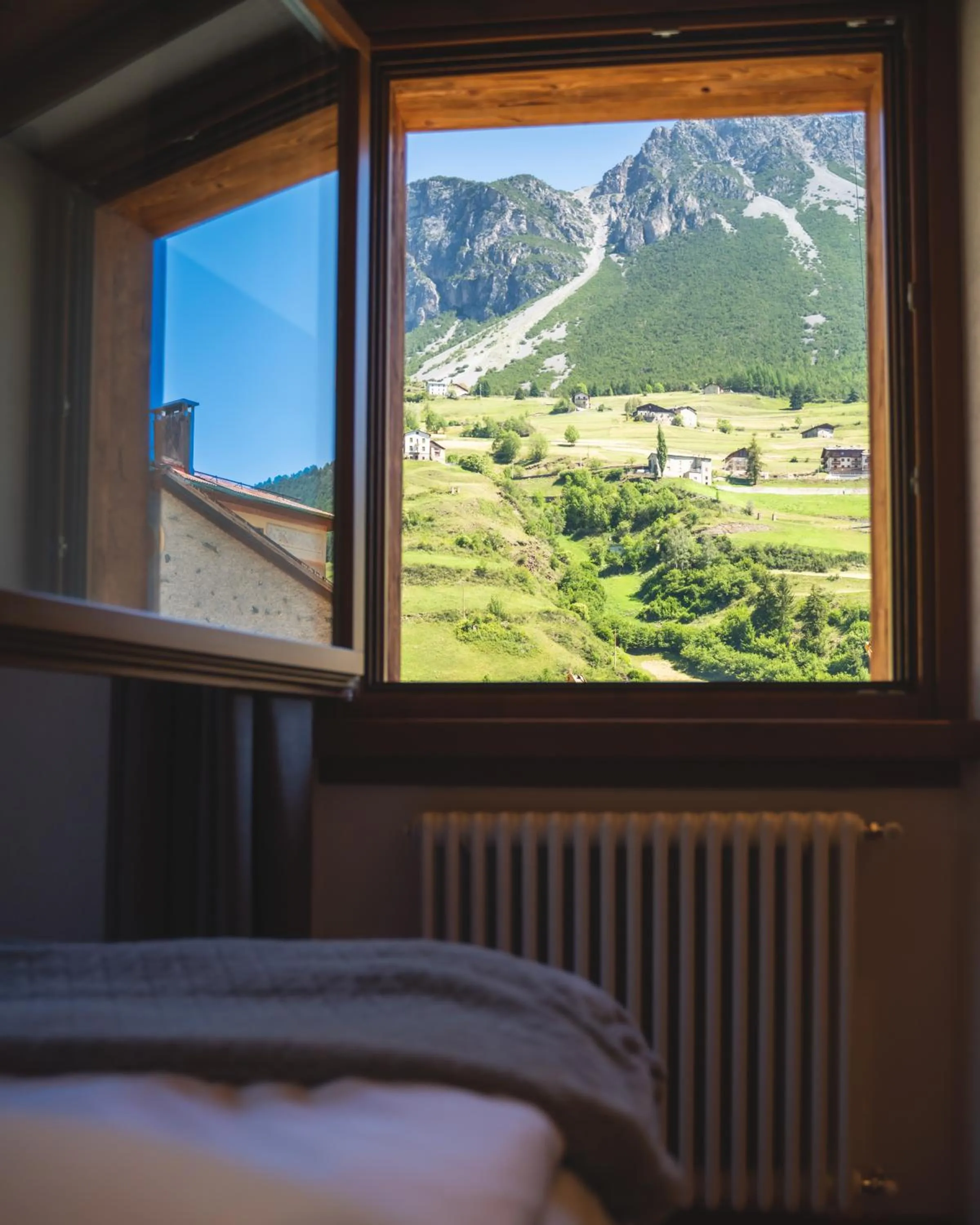 View (from property/room), Bed in Alpen Hotel Chalet