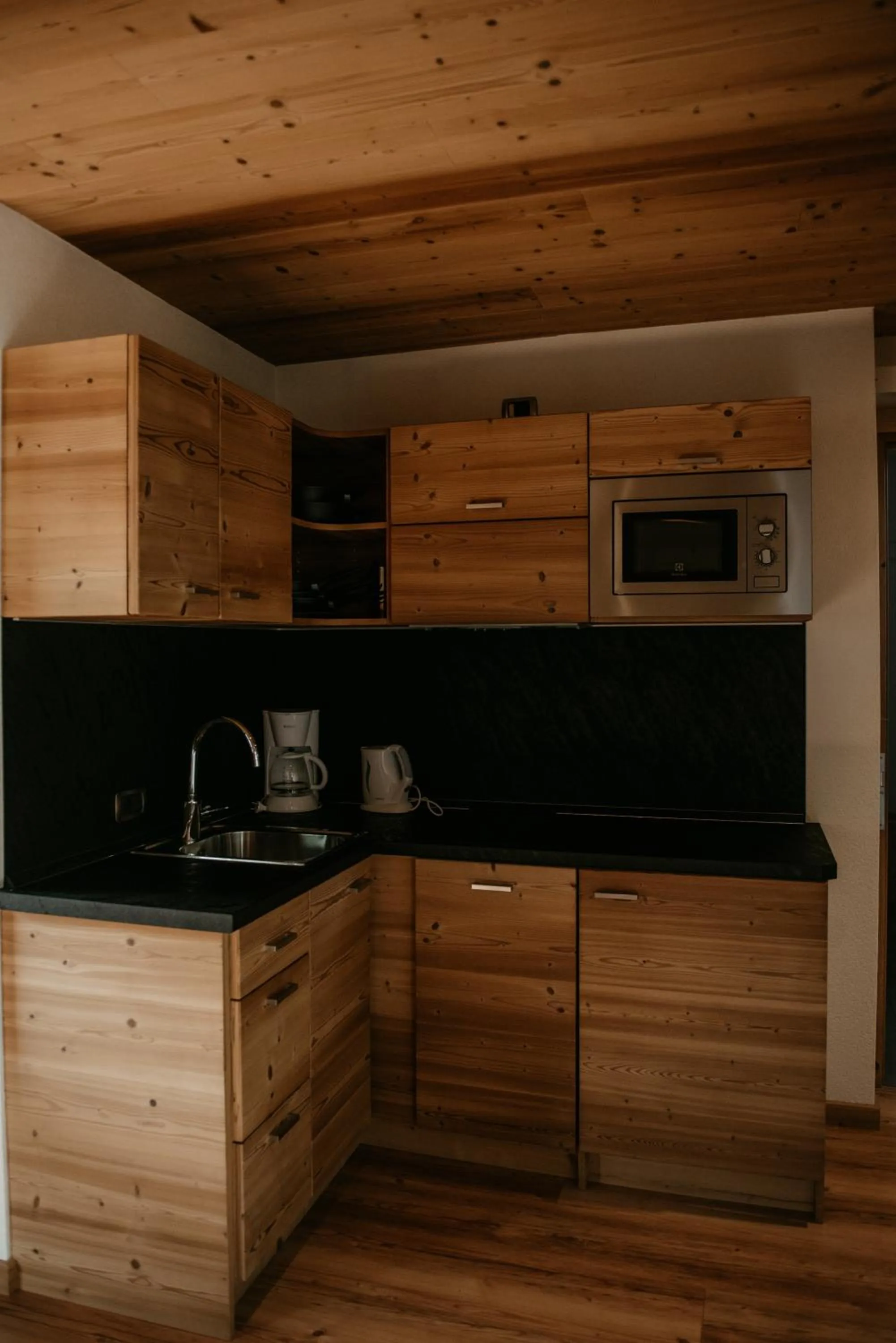 Kitchen or kitchenette in Alpen Hotel Chalet