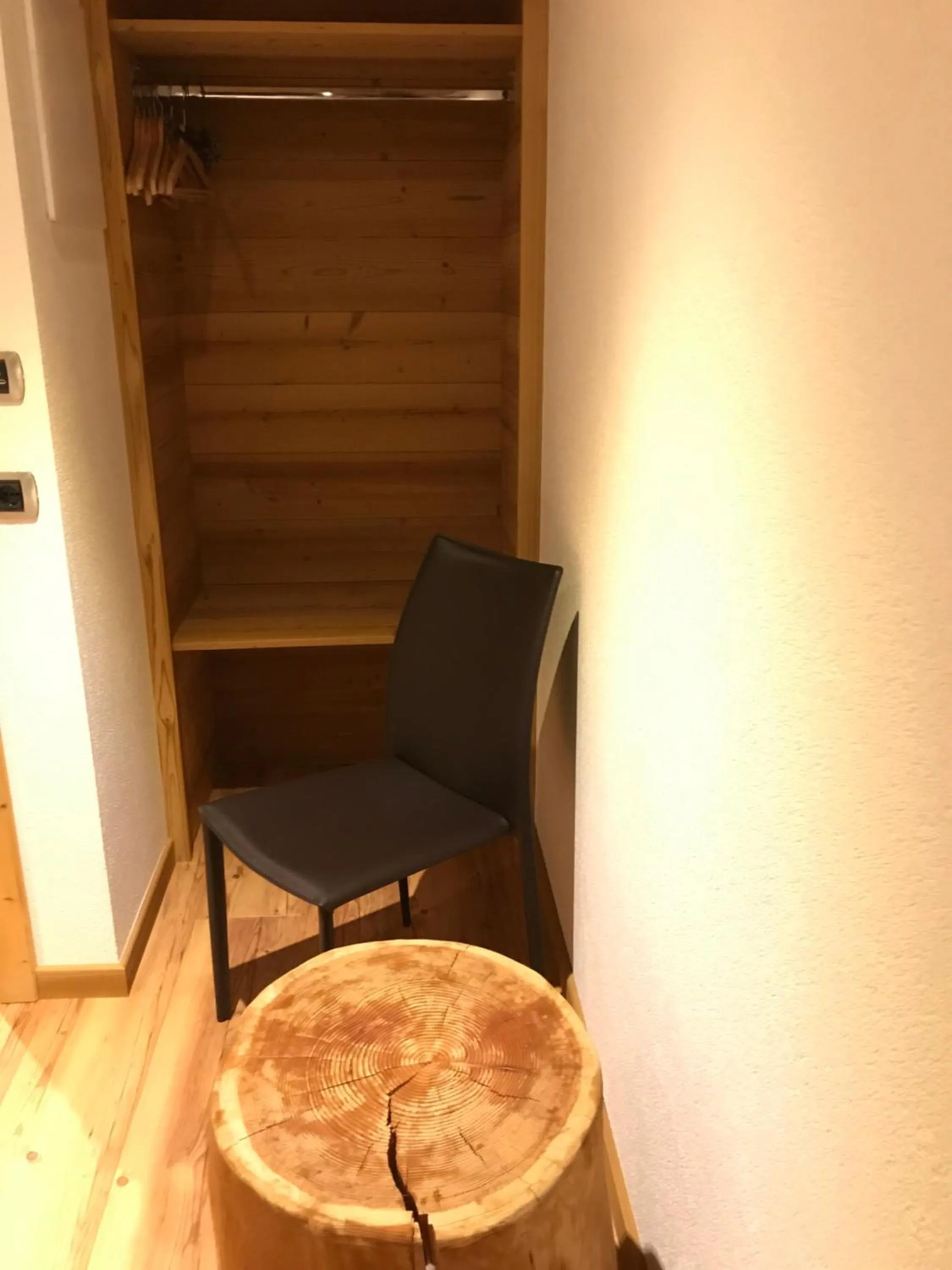 Decorative detail in Alpen Hotel Chalet