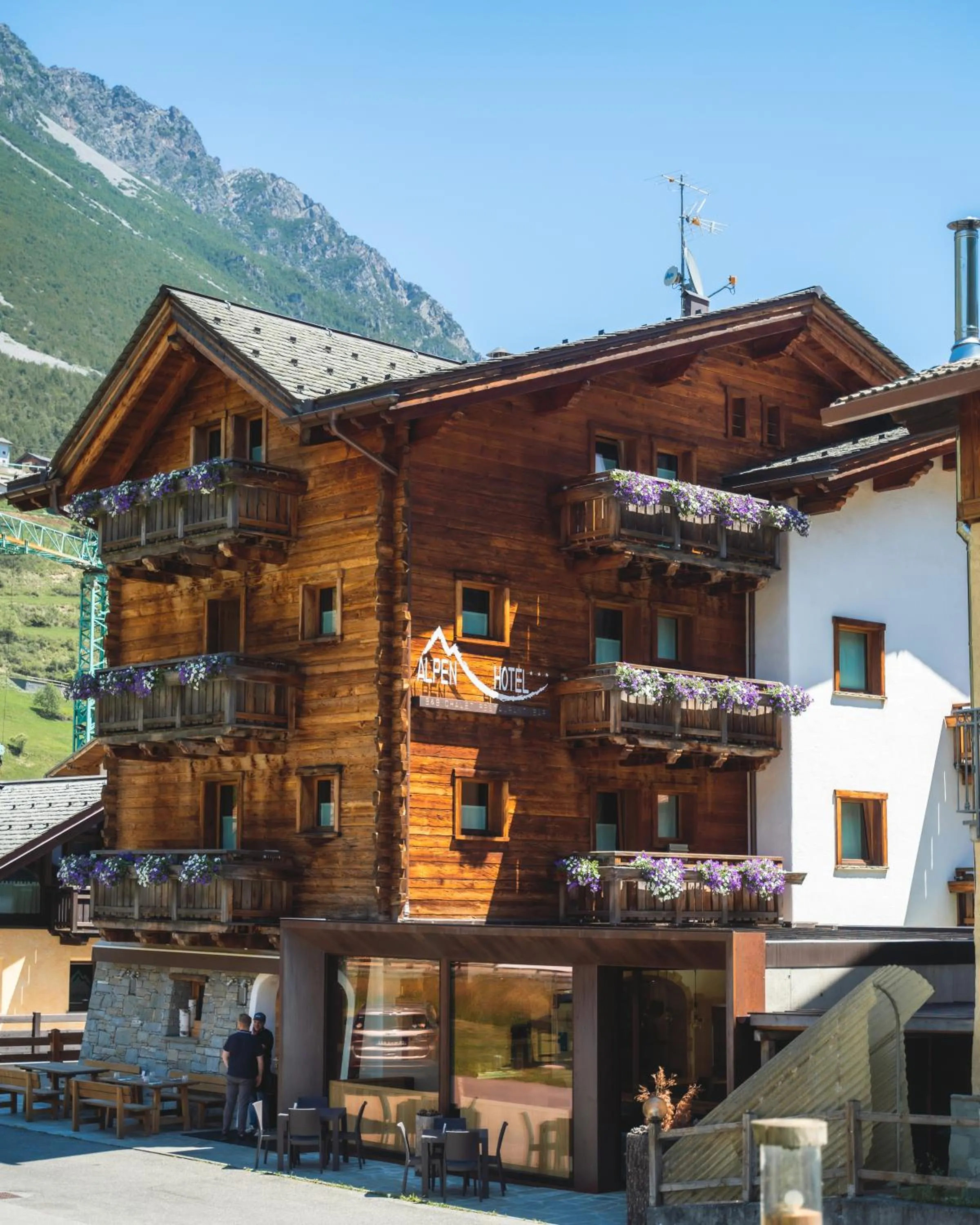 Property building in Alpen Hotel Chalet