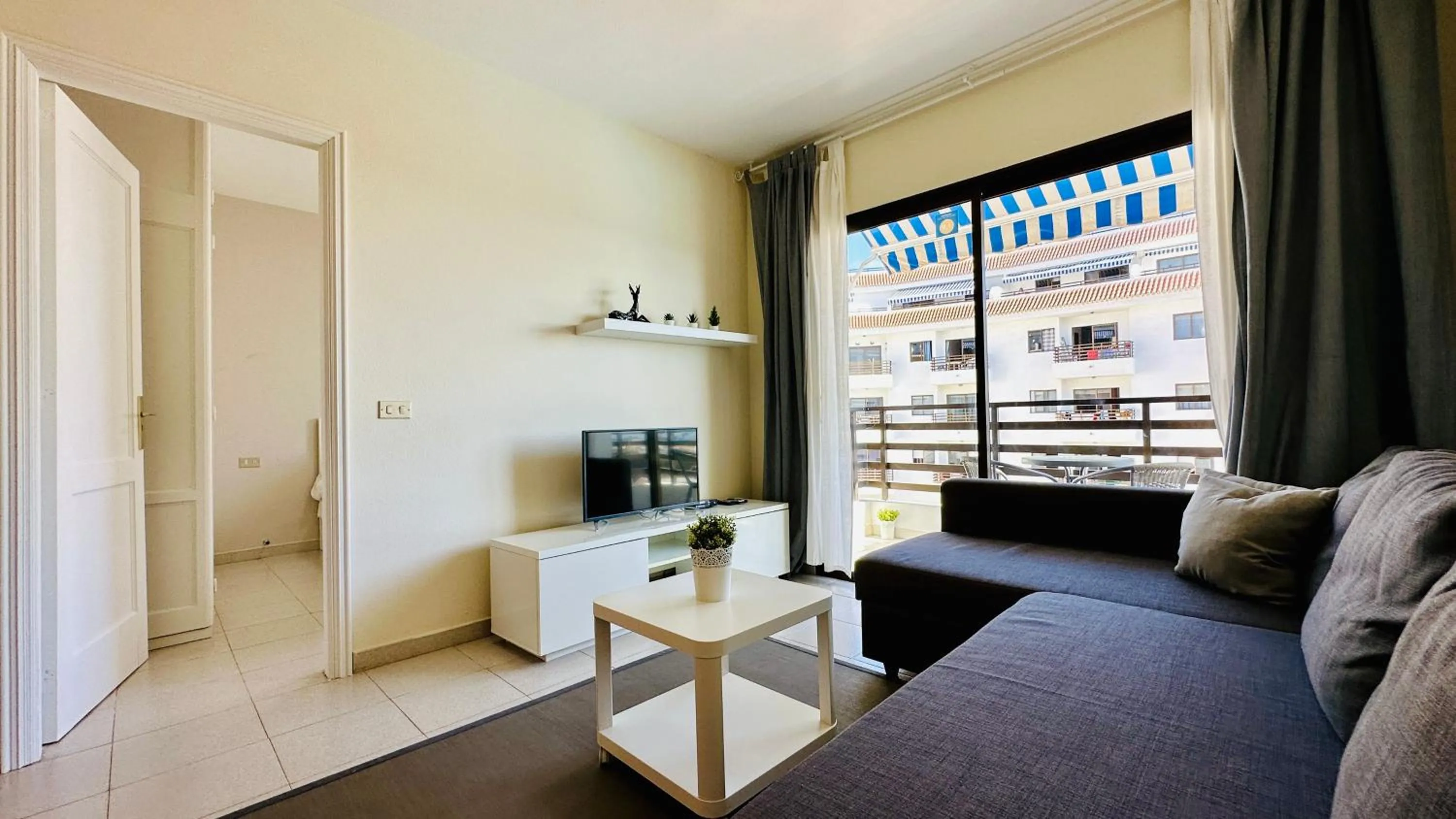 Living room in Seguro El Sol 411