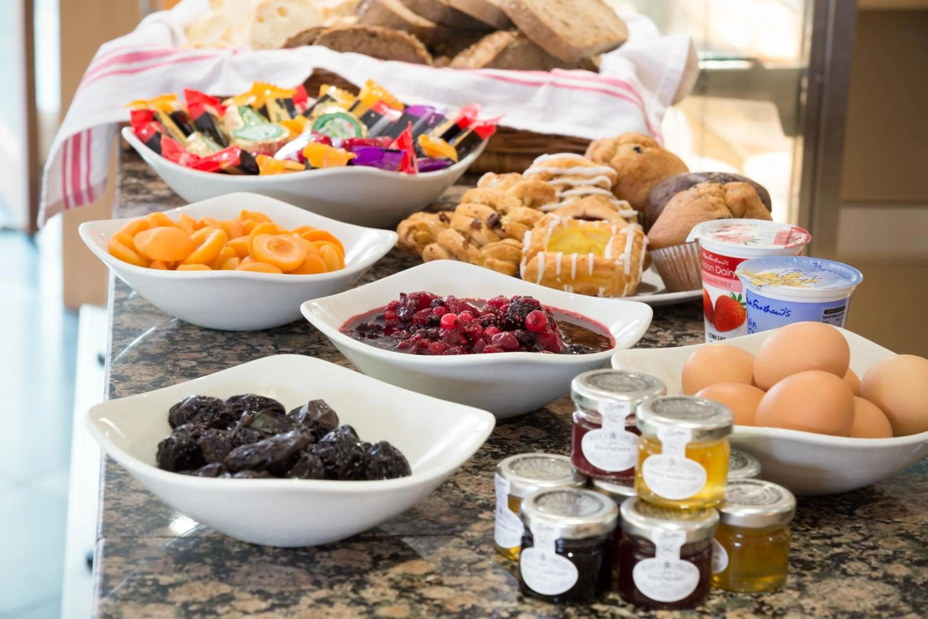 Food and drinks in The Lodge In The Vale