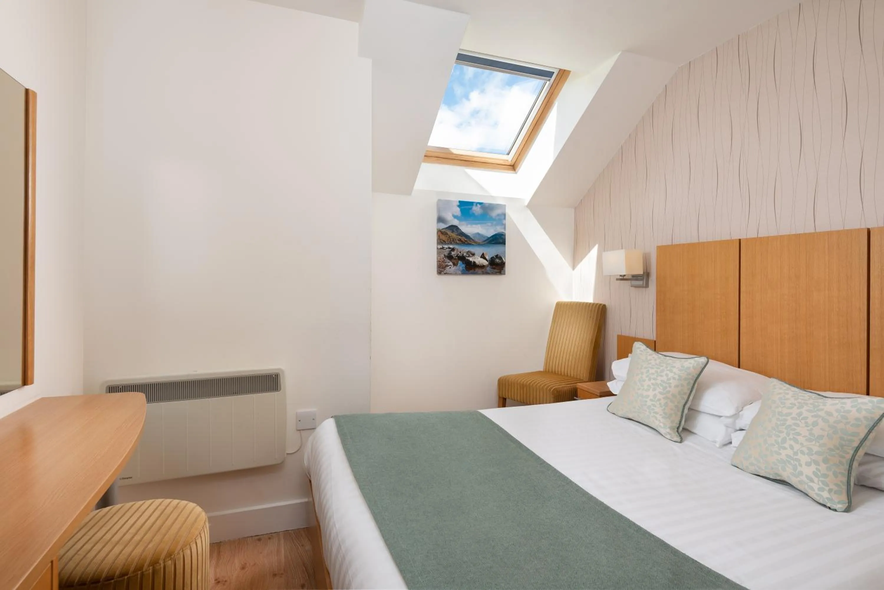 Bedroom, Bed in The Lodge In The Vale