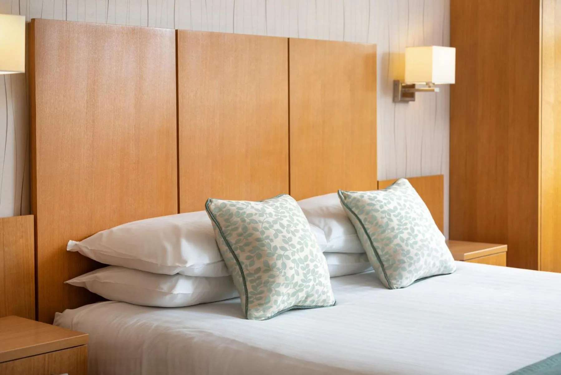 Bedroom, Bed in The Lodge In The Vale