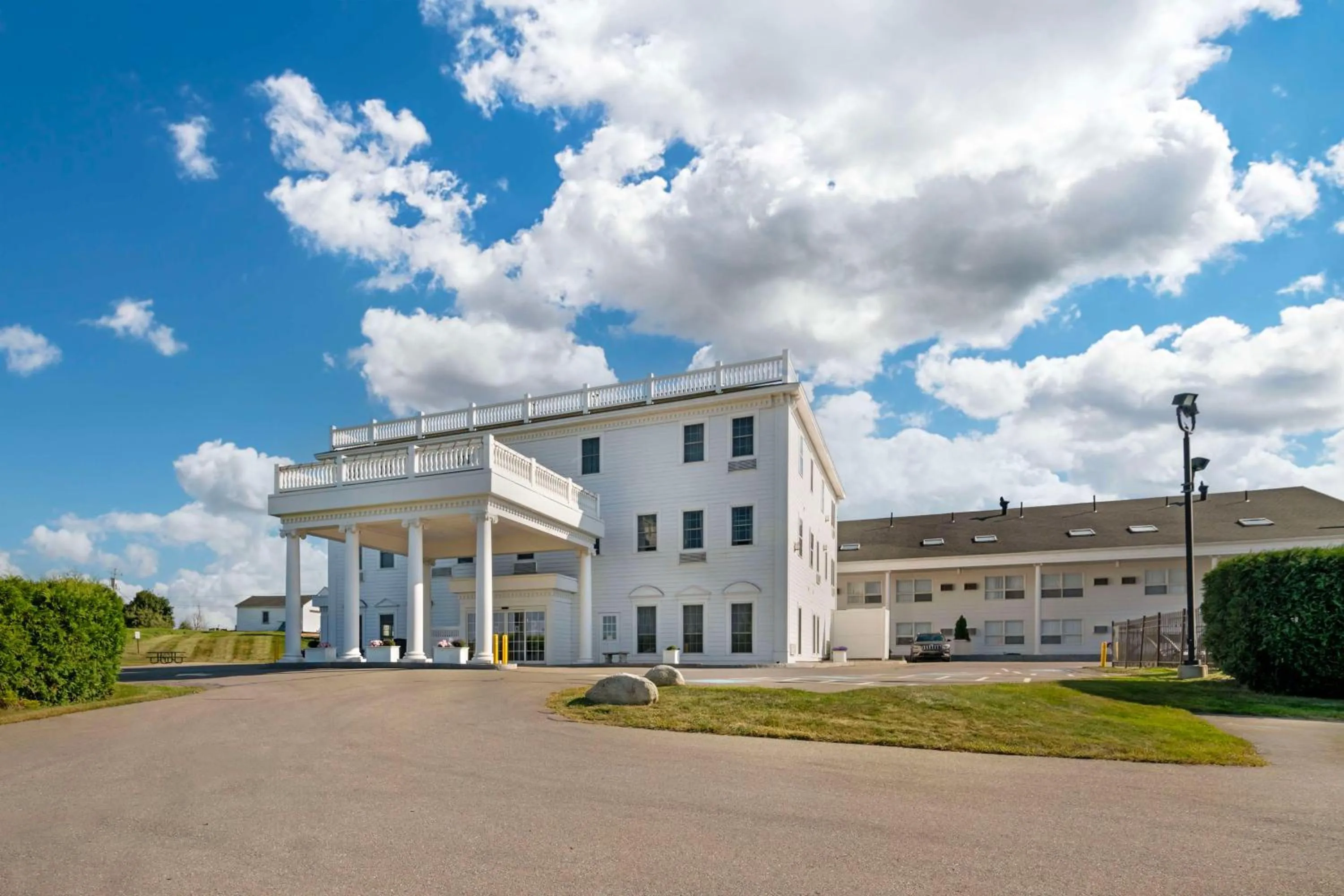 Property building in Best Western White House Inn