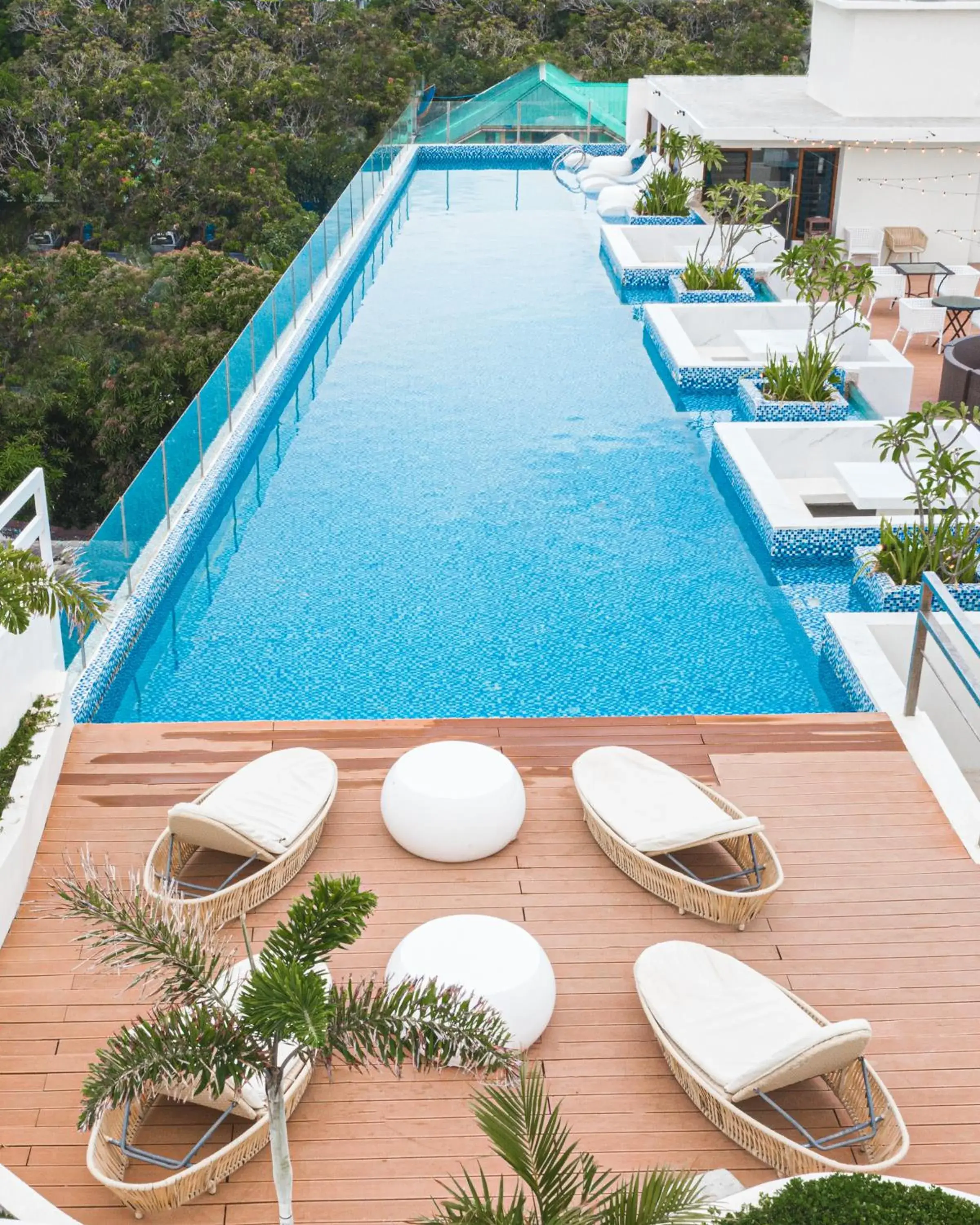 Pool view in Ferra Hotel and Garden Suites Pool view in Ferra Hotel and Garden Suites