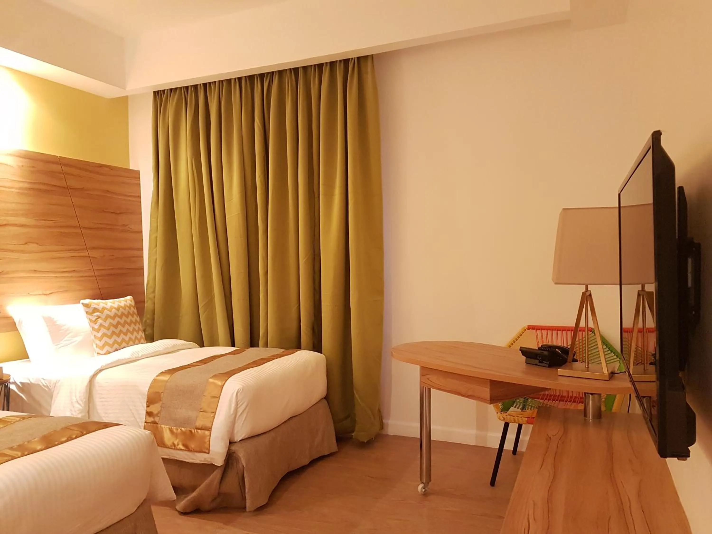 Bedroom, Bed in Ferra Hotel and Garden Suites