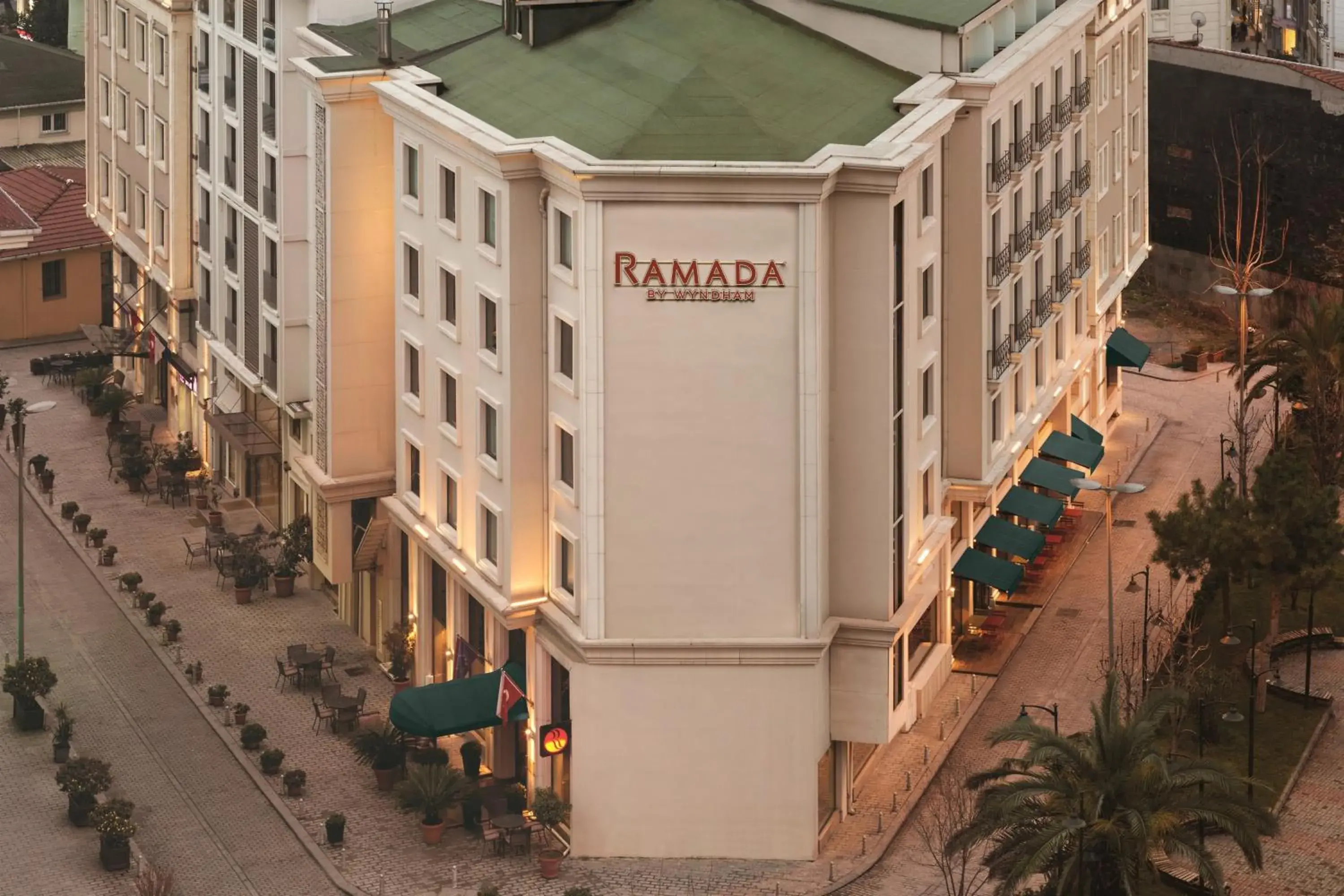 Property building in Ramada by Wyndham Istanbul Grand Bazaar Property building in Ramada by Wyndham Istanbul Grand Bazaar