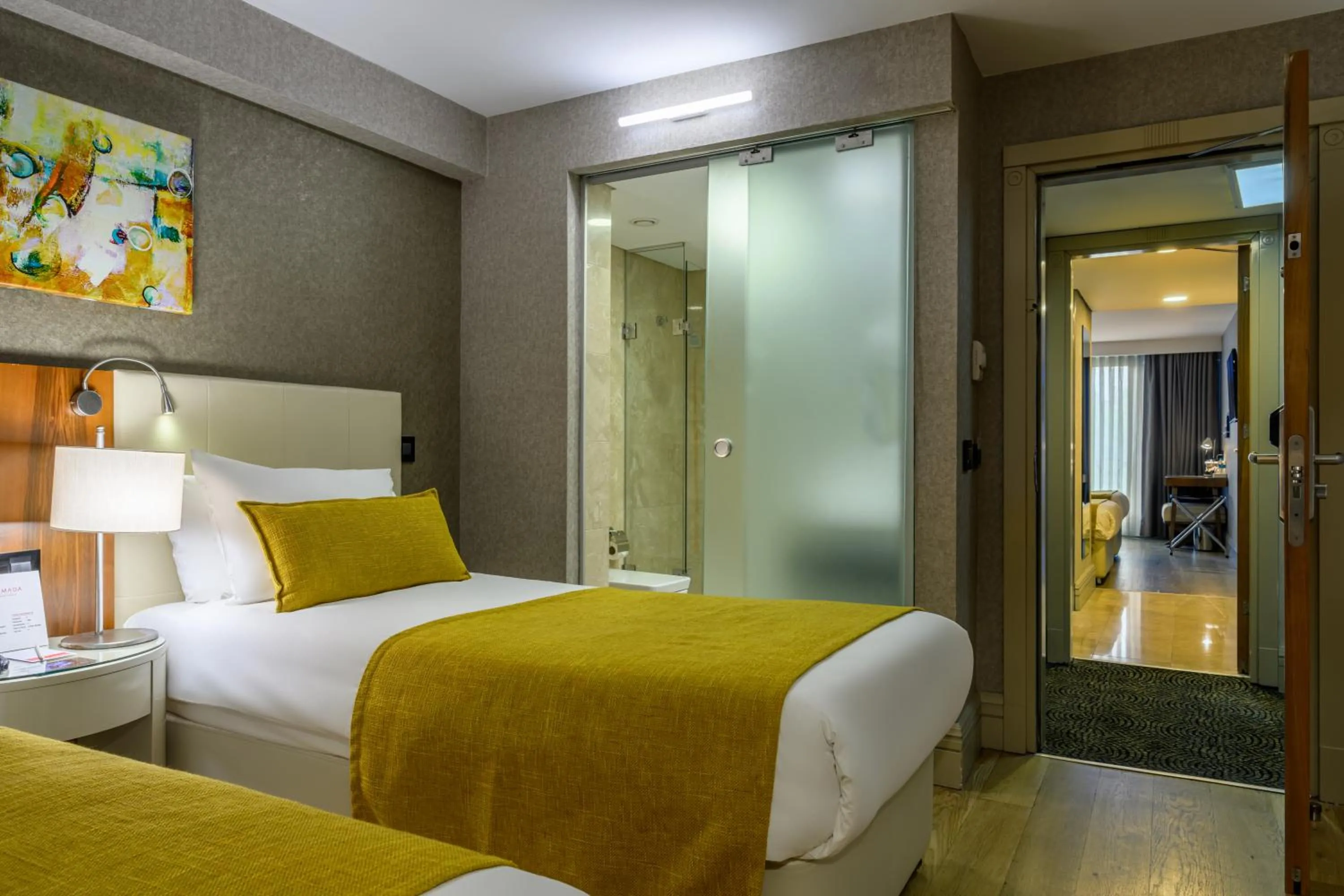 Bedroom, Bed in Ramada by Wyndham Istanbul Grand Bazaar