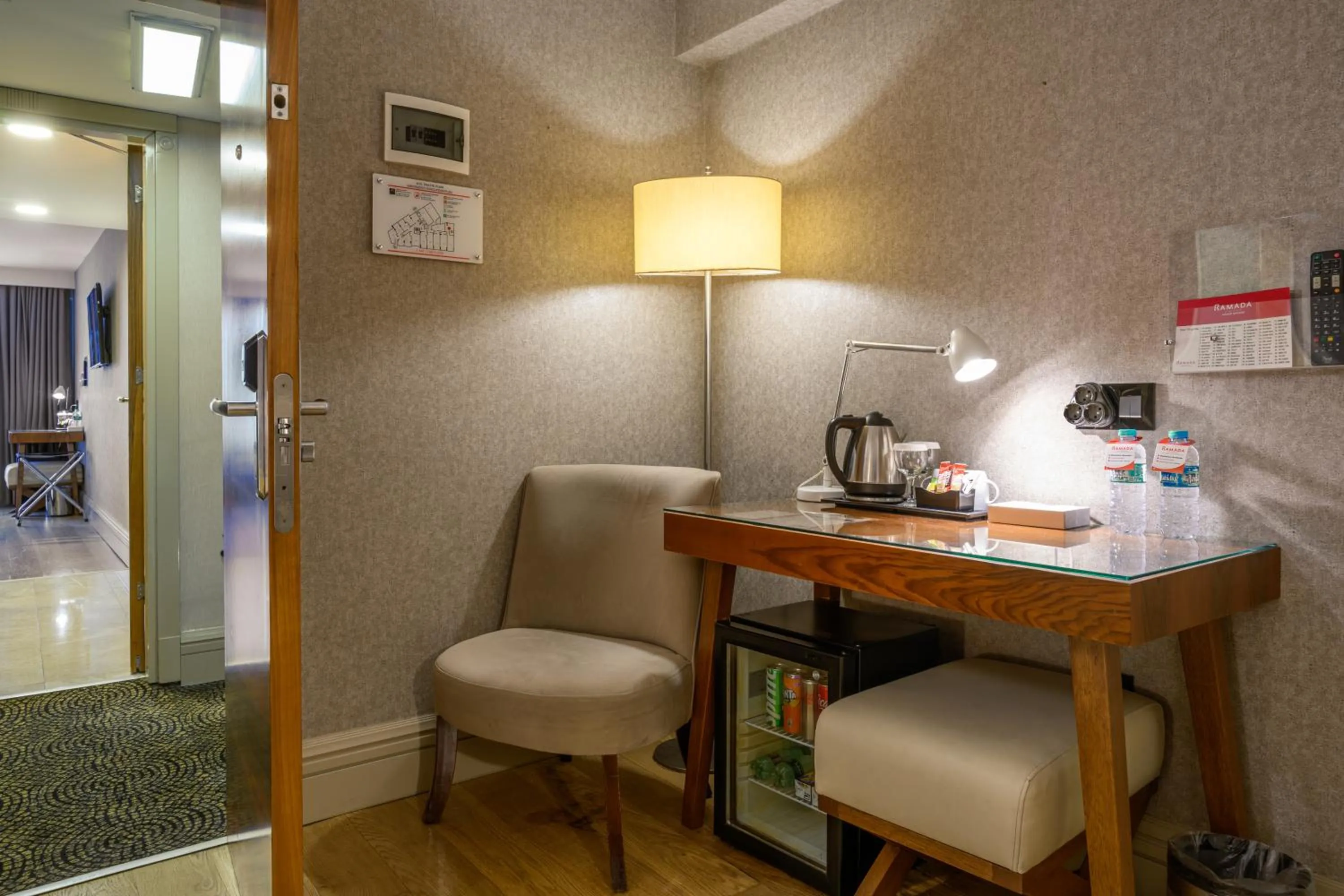 Coffee/tea facilities in Ramada by Wyndham Istanbul Grand Bazaar