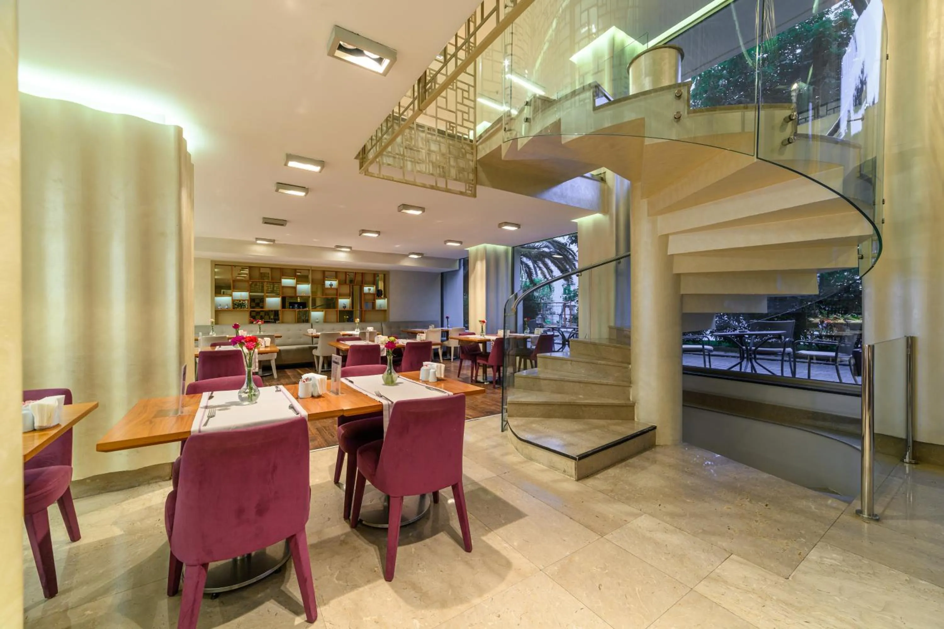Restaurant/places to eat in Ramada by Wyndham Istanbul Grand Bazaar