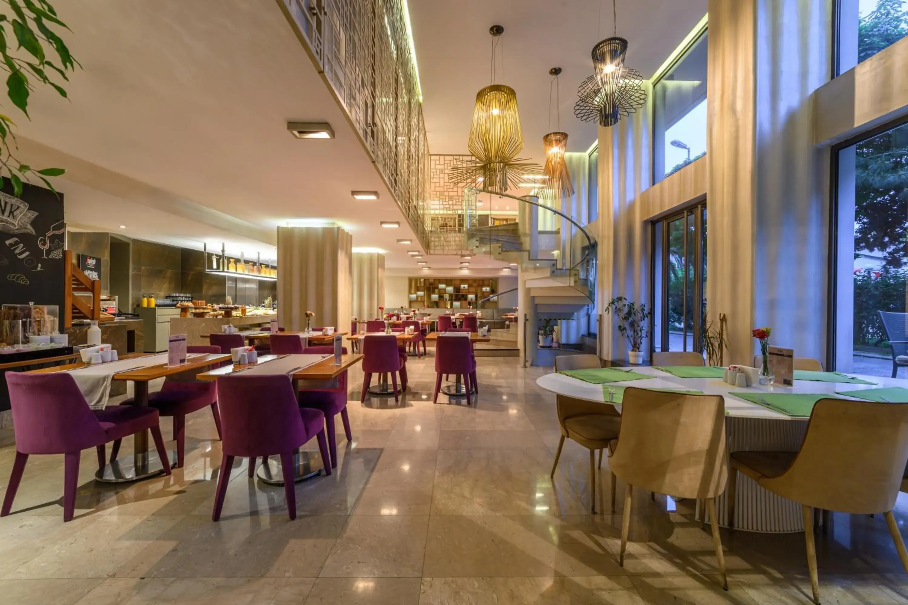 Restaurant/places to eat in Ramada by Wyndham Istanbul Grand Bazaar Restaurant/places to eat in Ramada by Wyndham Istanbul Grand Bazaar