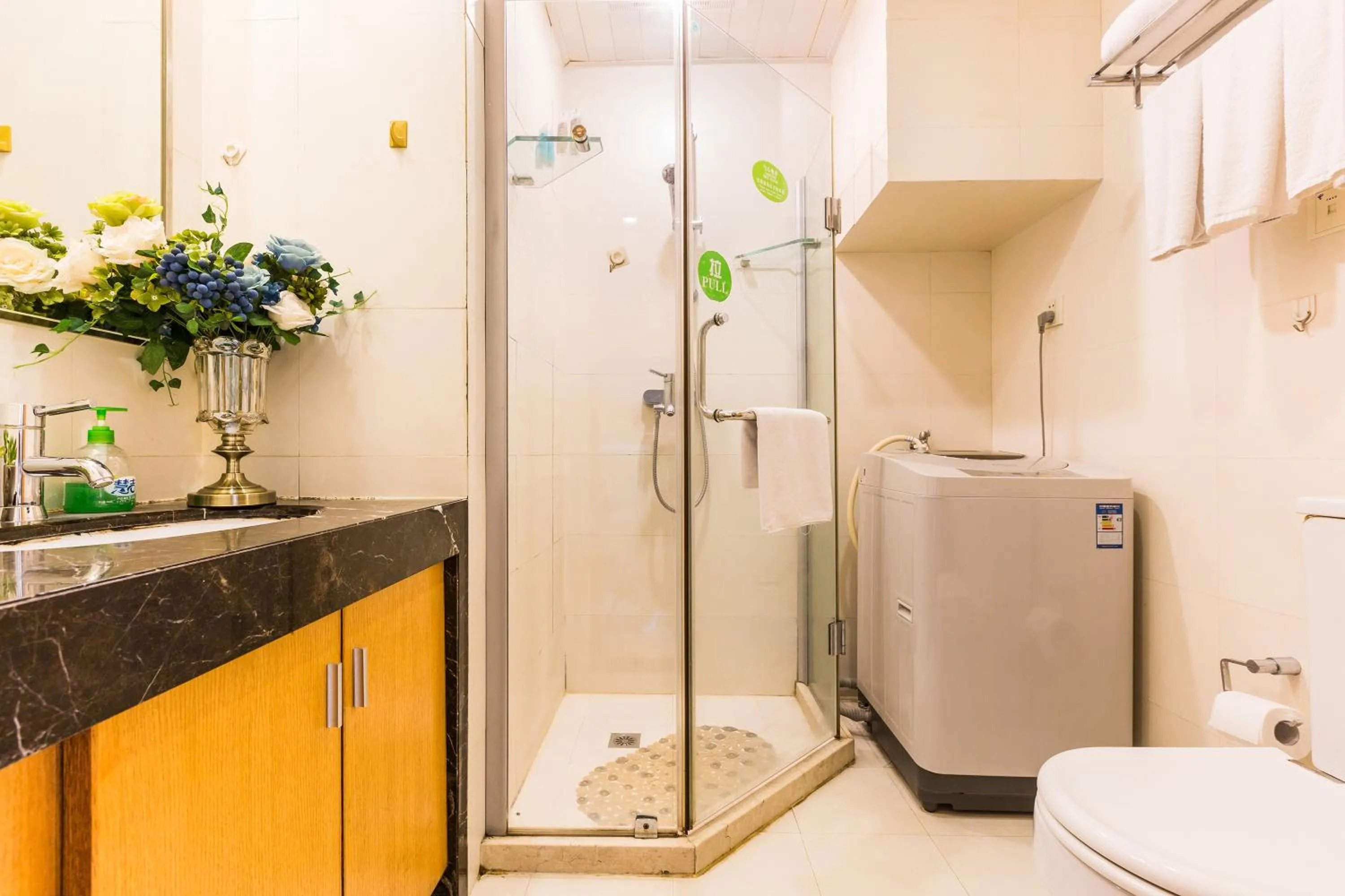 Bathroom in Westlake Service Apartment