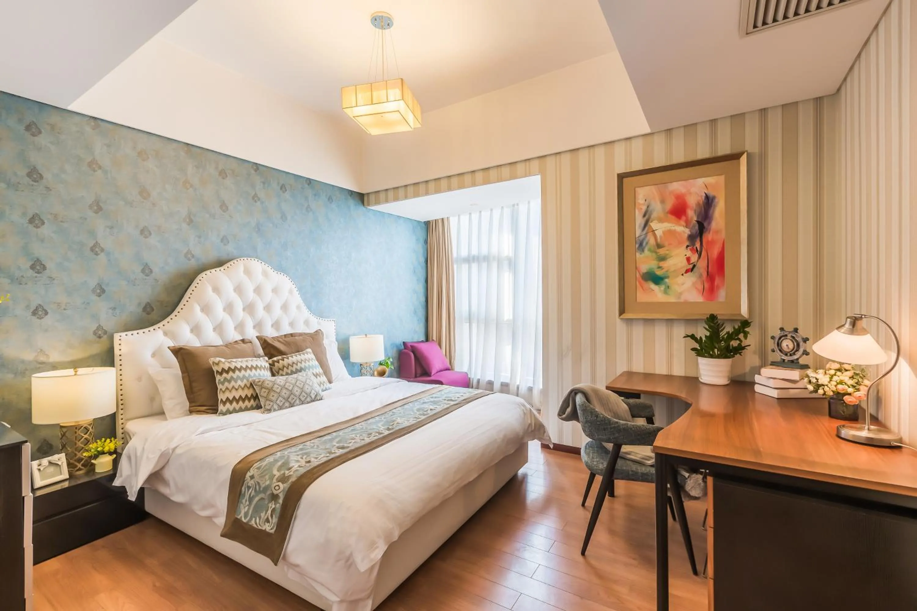 Bed in Westlake Service Apartment