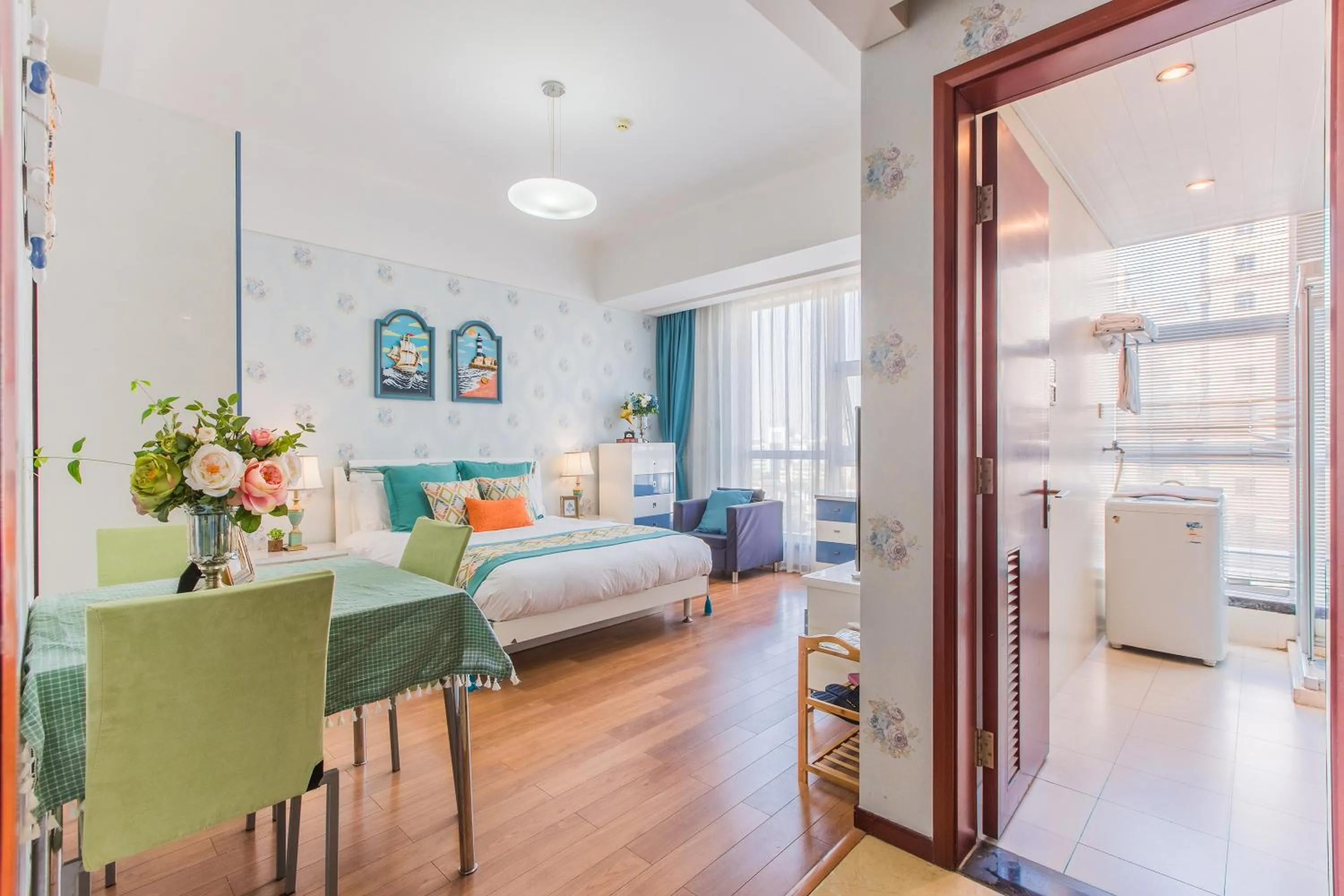 Bed in Westlake Service Apartment